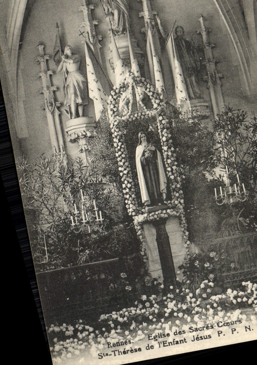 Iglesia de Rennes de la POSTAL de la VENDIMIA de las consagraciones Corurs co. Teresa del niño de Jesús