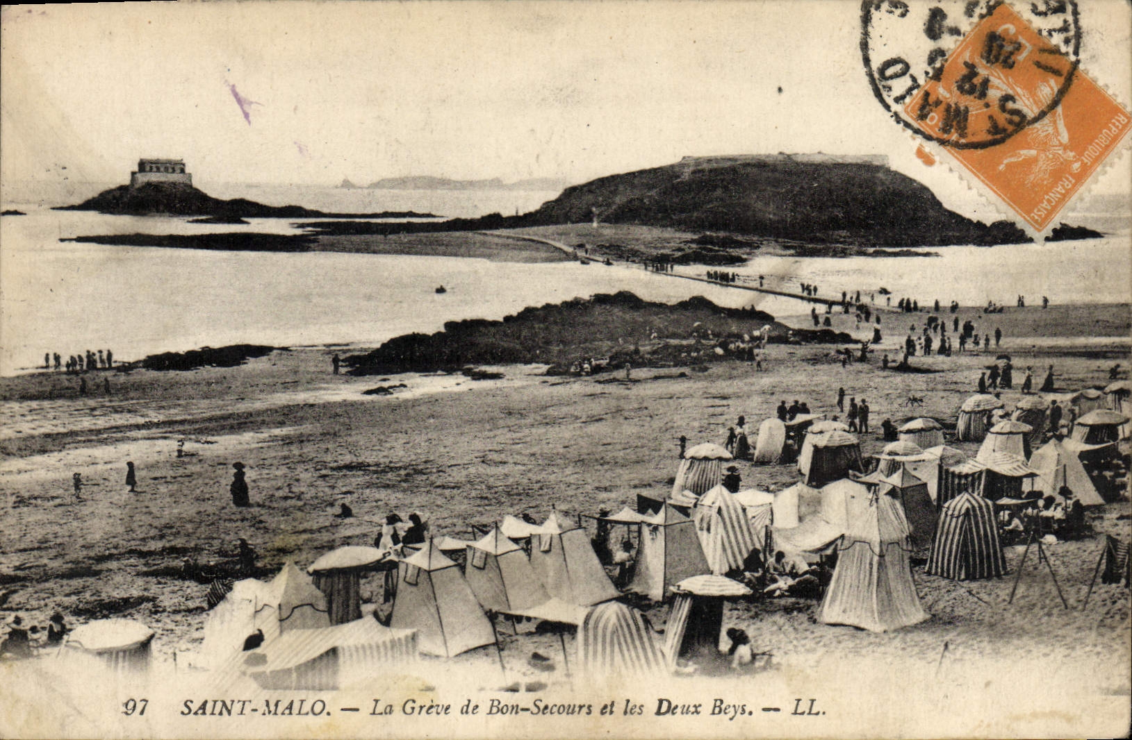 CPA Saint Malo La Greve De Bon Secours Et Les Deux Beys