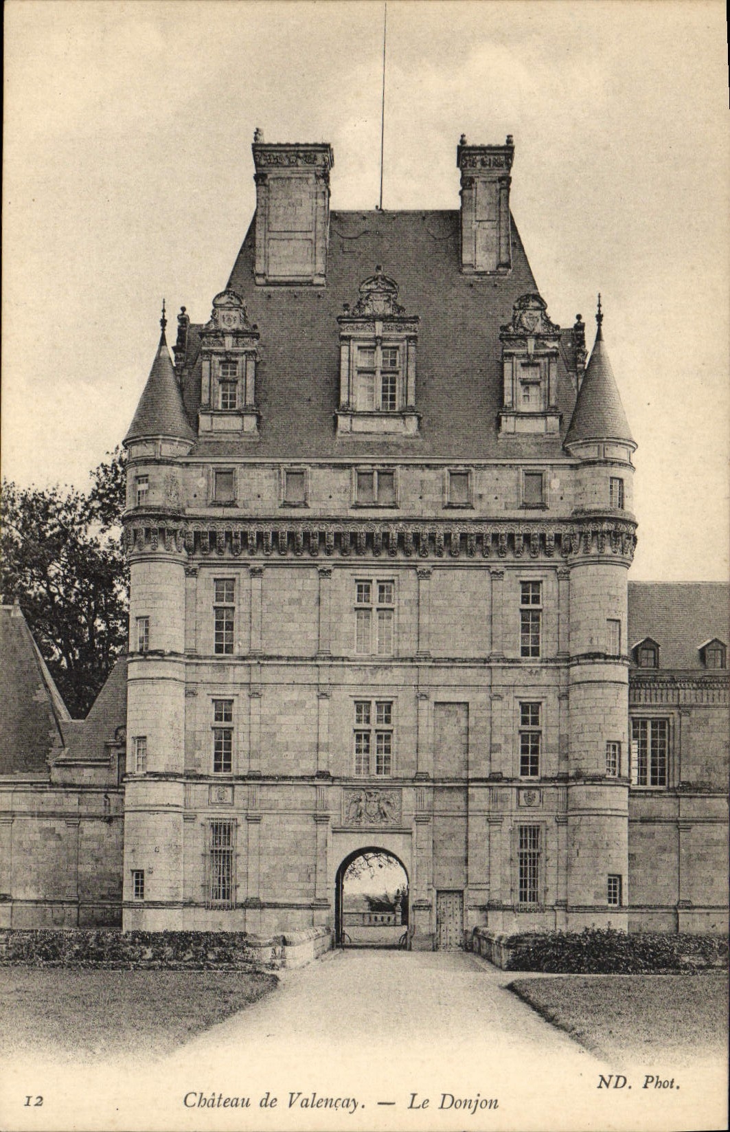 CPA Chateau De Valancay Le Donjon