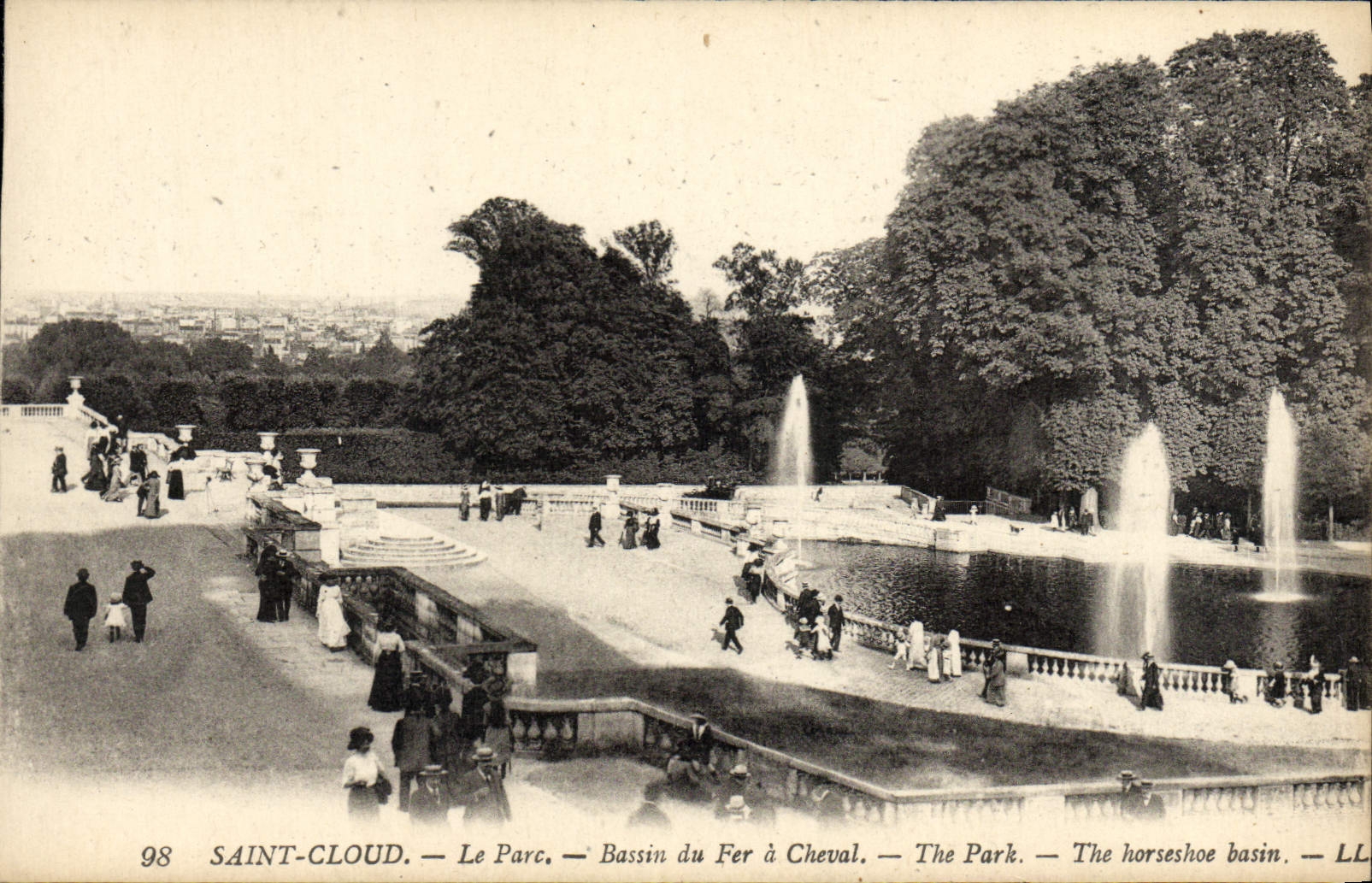 CPA Saint Cloud Le Parc Bassin Du Fer A Cheval