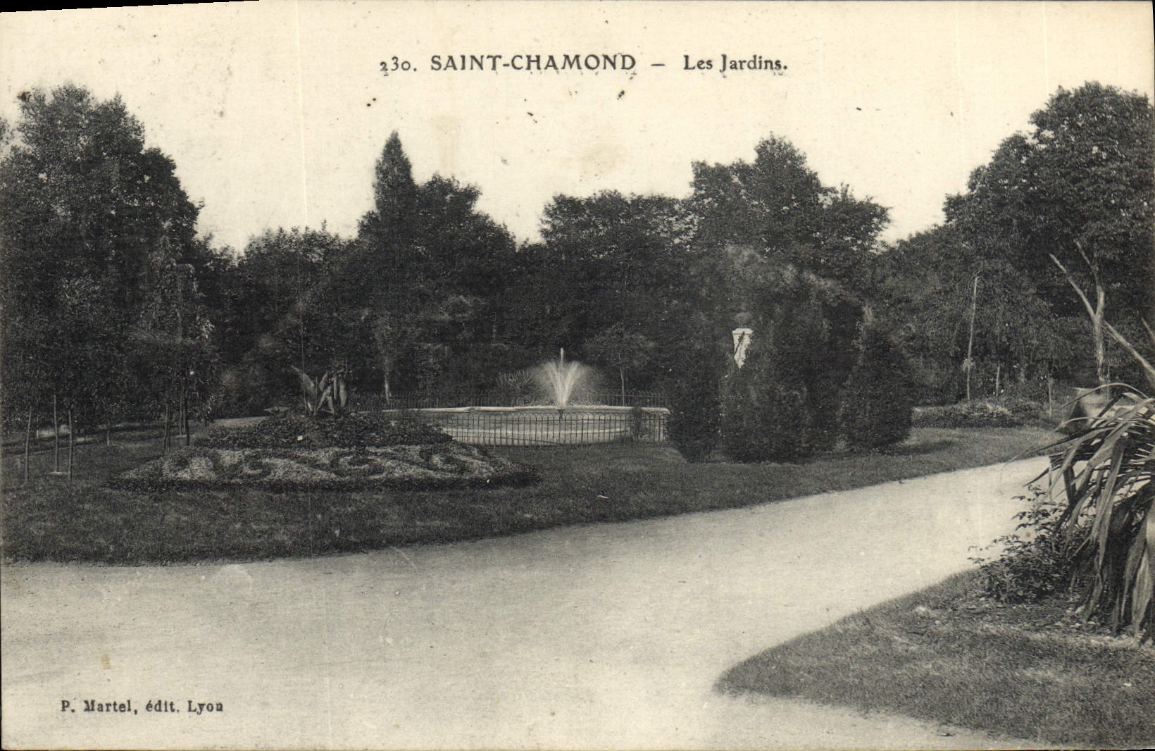 VINTAGE POSTCARD Holy Chamond Gardens