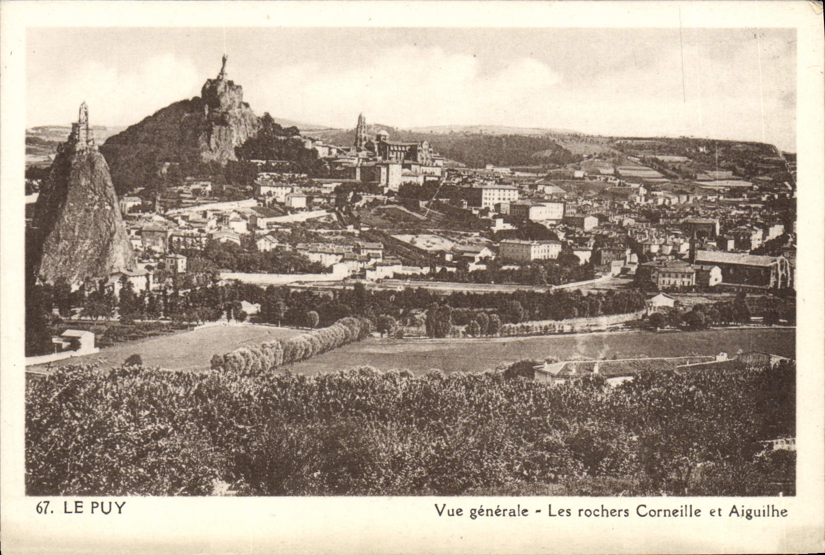 VINTAGE POSTCARD Puy View the Rocks Crow And Aiguilhe