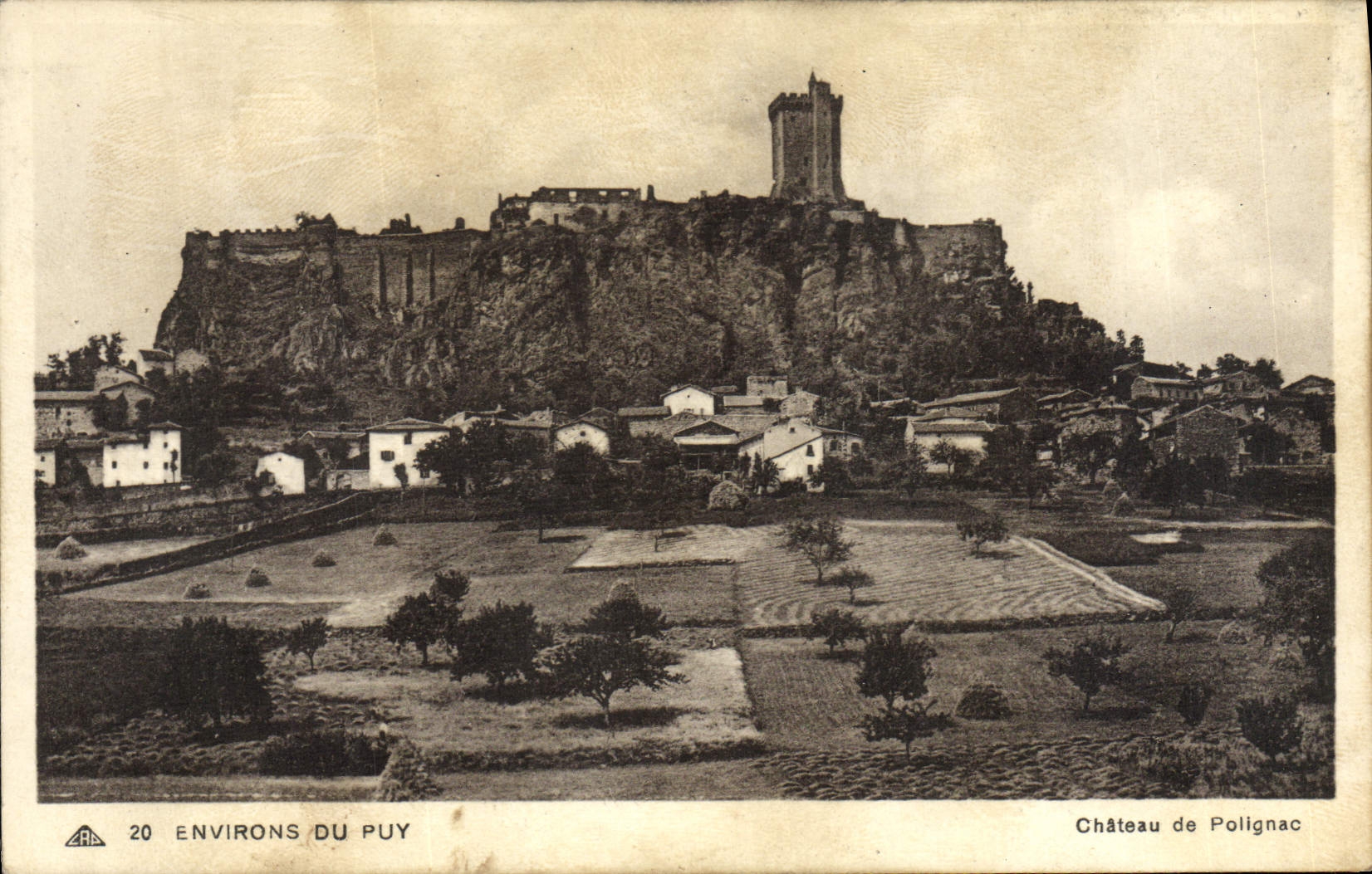 VINTAGE POSTCARD Surroundings Puy Castle De Polignac