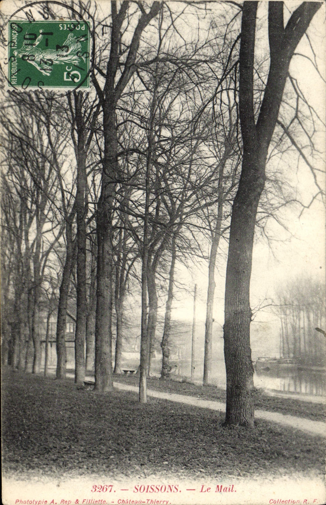 VINTAGE POSTCARD Soissons the Email