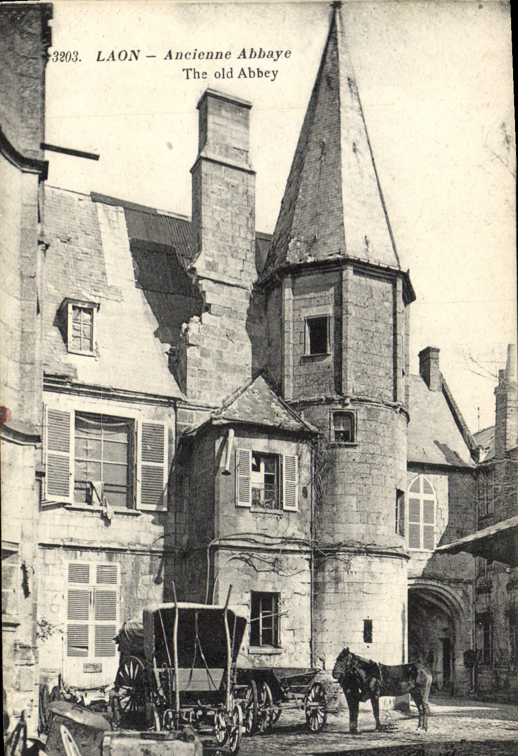 VINTAGE POSTCARD Laon Old Abbey
