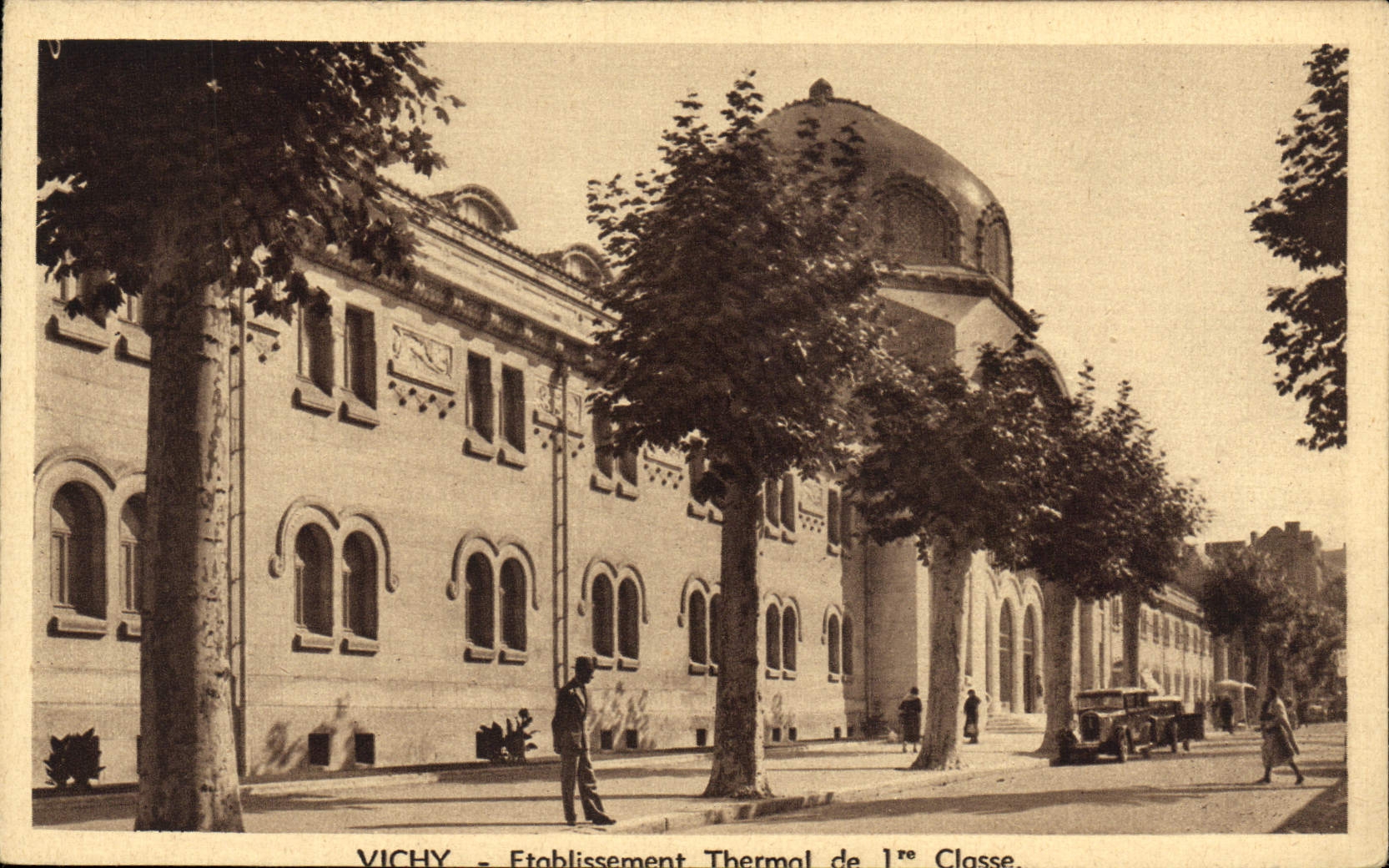 CPA Vichy Etablissement Thermal De 1ere Classe