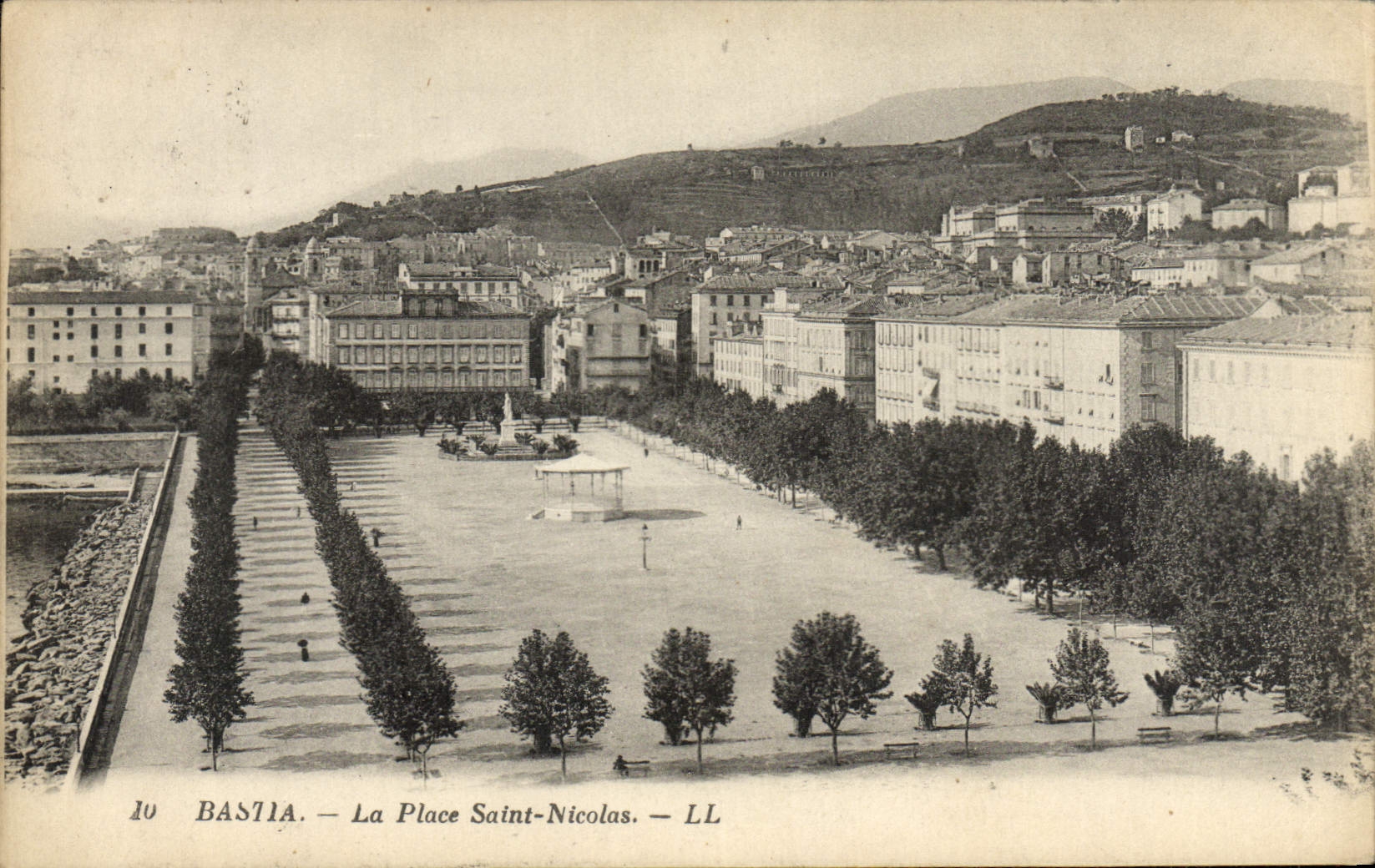 VINTAGE POSTCARD Bastia the Place Saint Nicolas