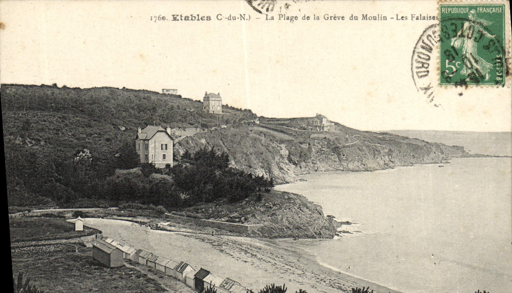 VINTAGE POSTCARD Cattle sheds the Beach Of the Strike Of the Mill cliffs