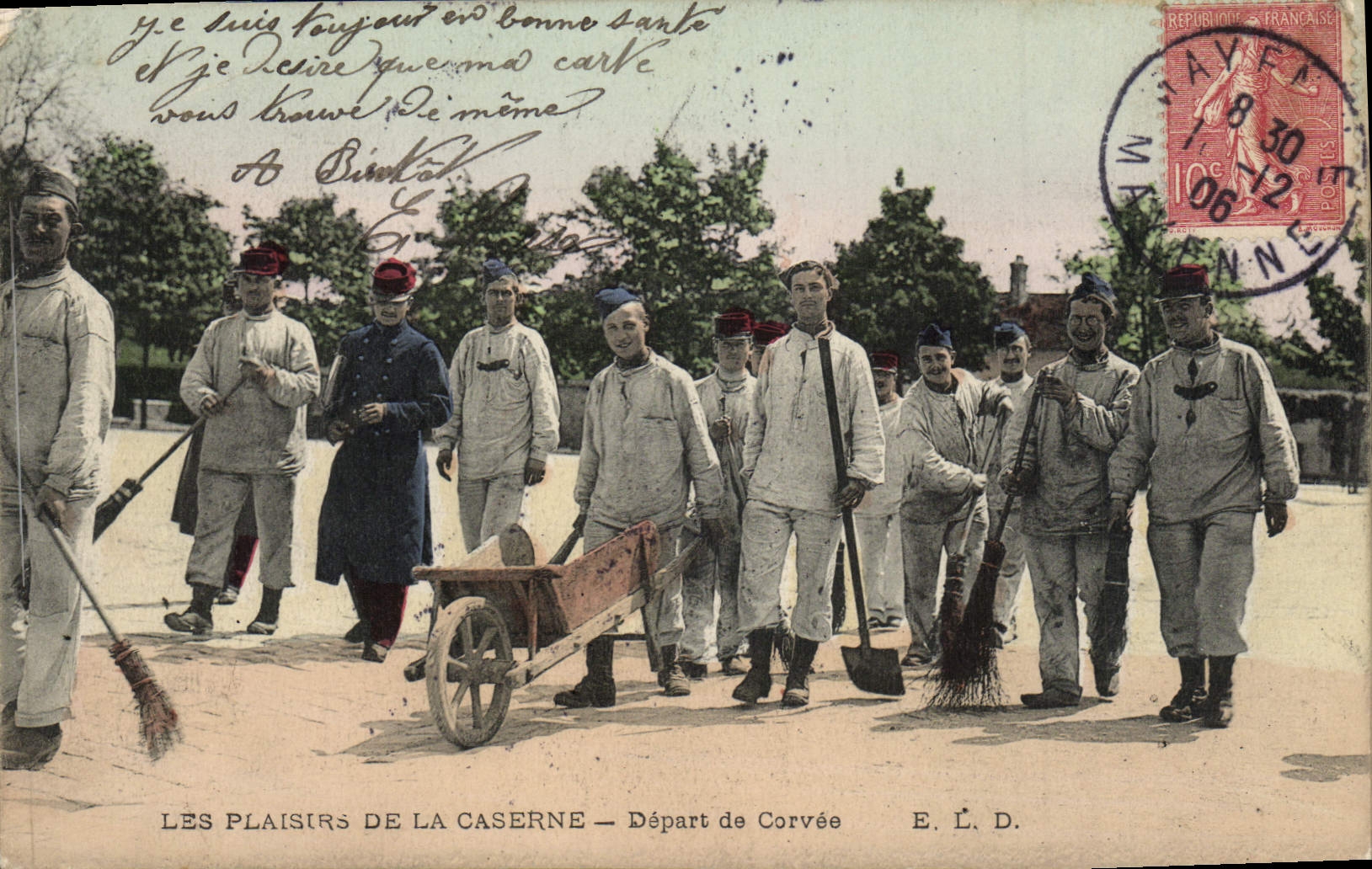 CPA Les Plaisirs De La Caserne Depart De Corvee Militaria