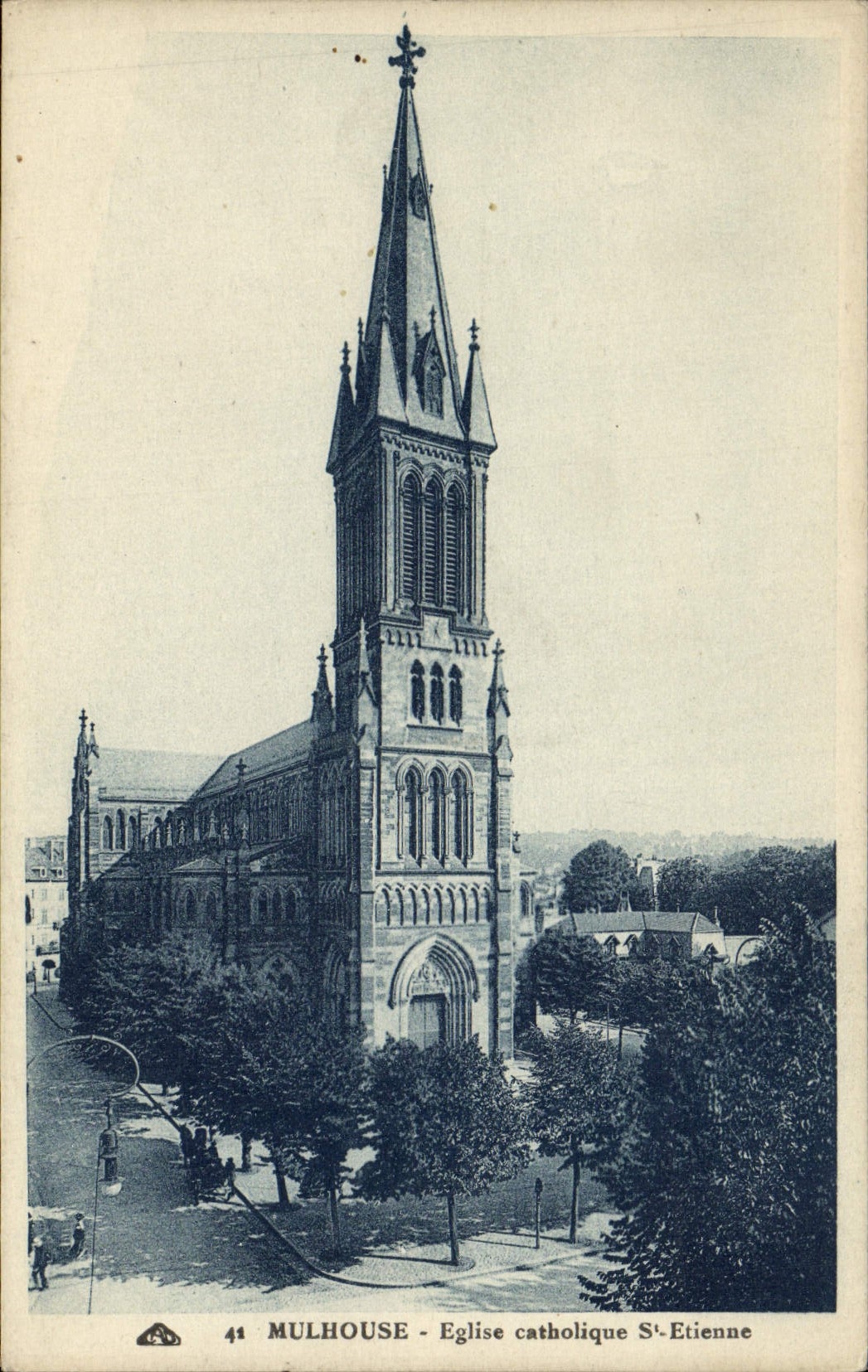 VINTAGE POSTCARD Mulhouse Catholic church St Etienne