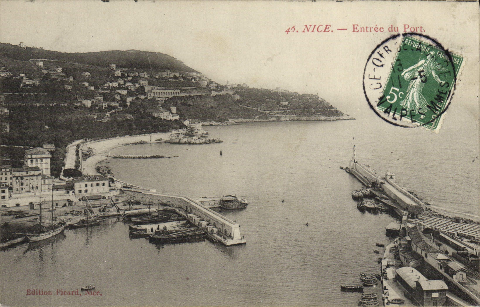 CPA Nice Entree Du Port Bateaux