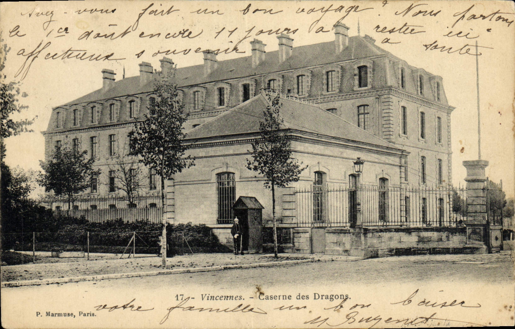 VINTAGE POSTCARD Vincennes Barracks Of the Militaria Dragons