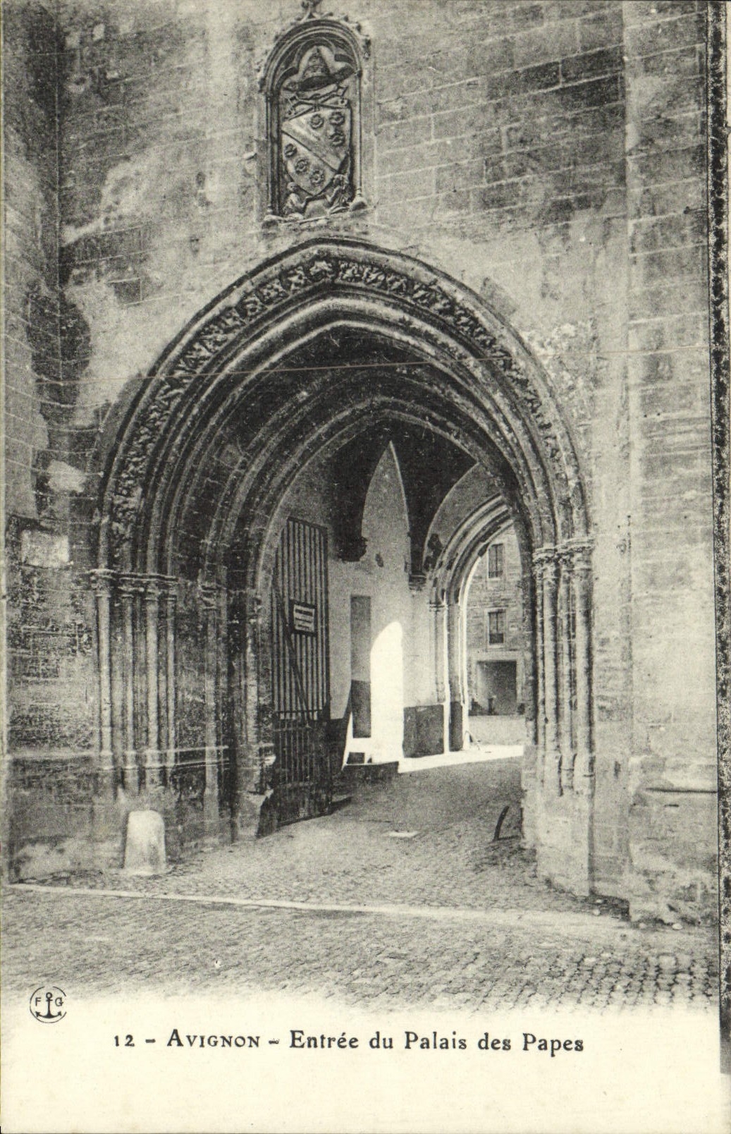 La POSTAL Avignon de la VENDIMIA entró del paladar de los papas