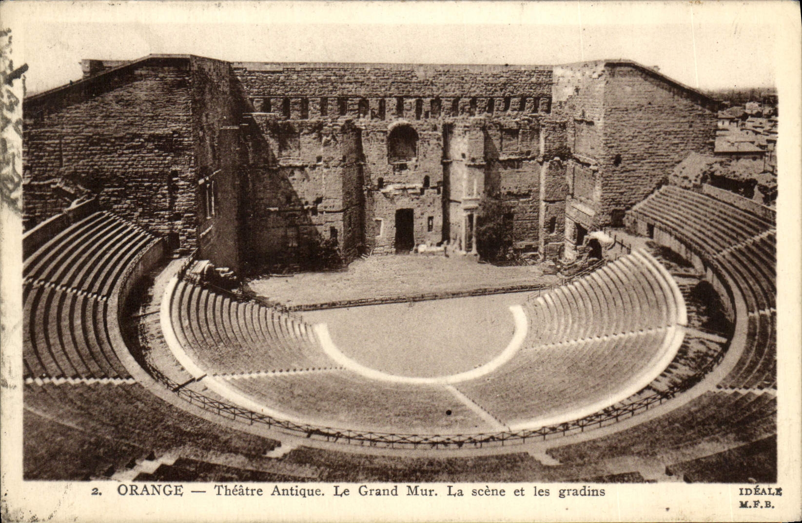 CPA Orange Theatre Antique Le Grand Mur La scene et les gradins