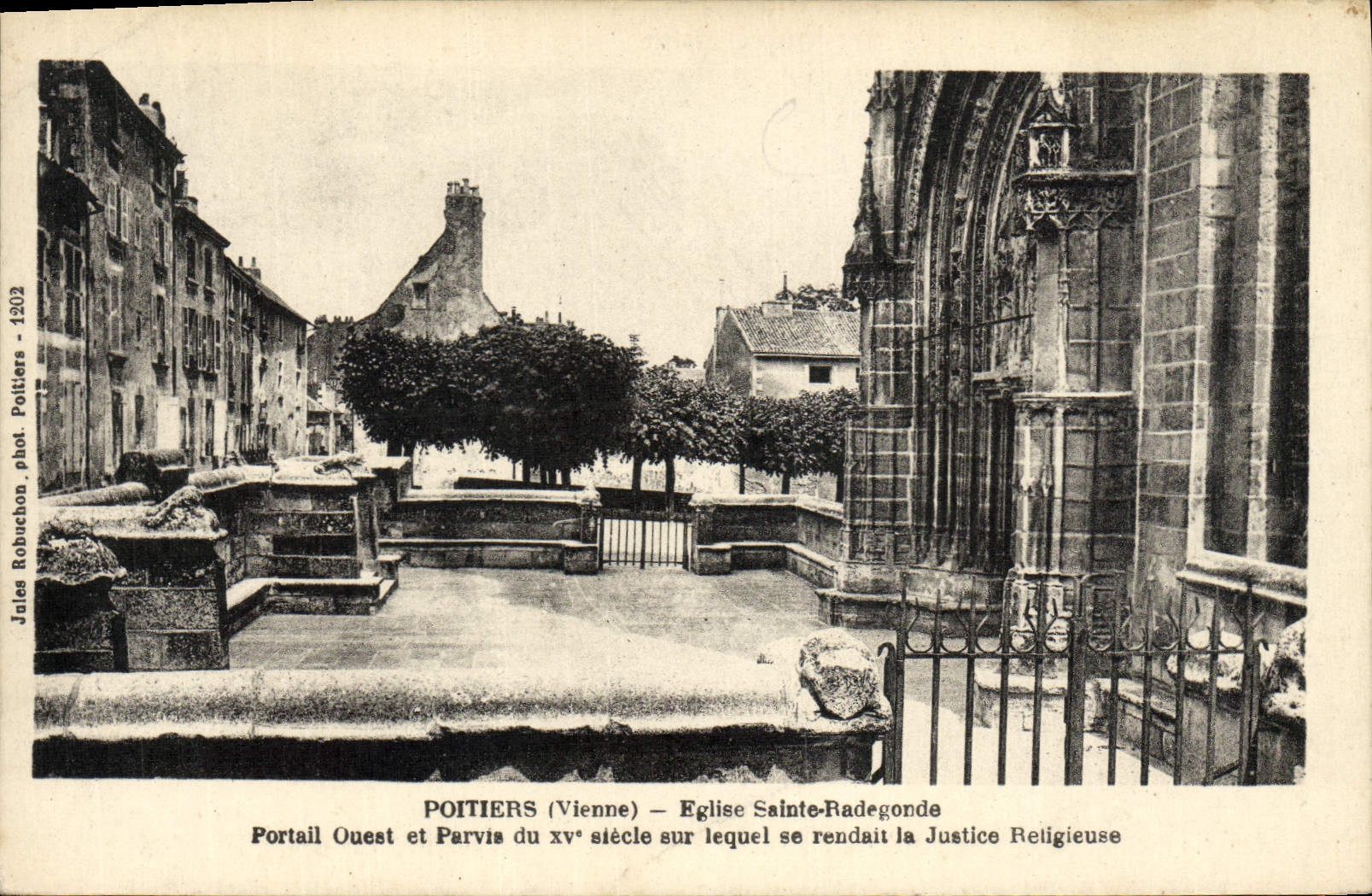 VINTAGE POSTCARD Poitiers Church Saint Radegonde Western Gate and square of 15th