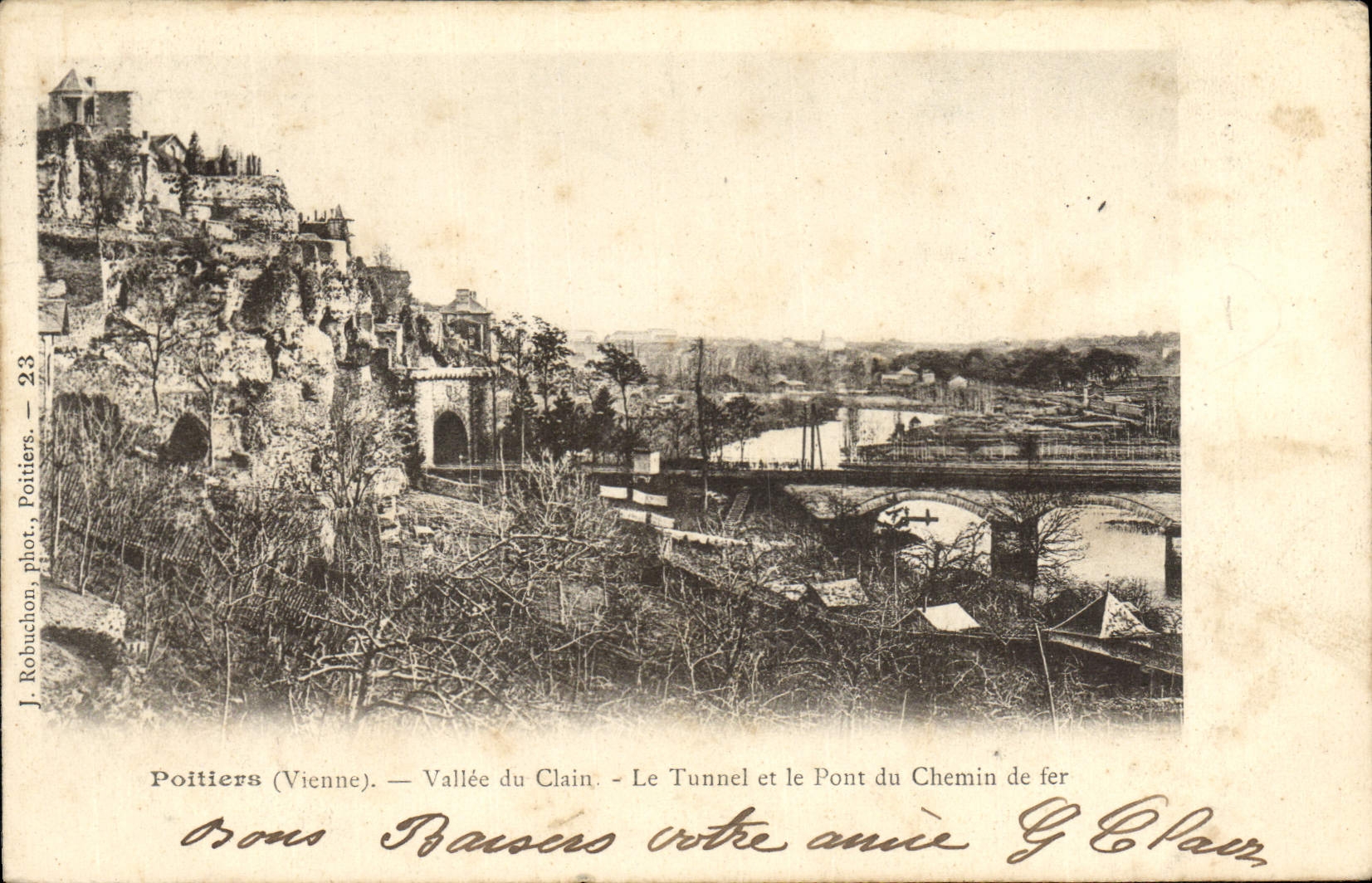CPA Poitiers Vallee du Clain Le Tunnel et le Pont du Chemin de Fer