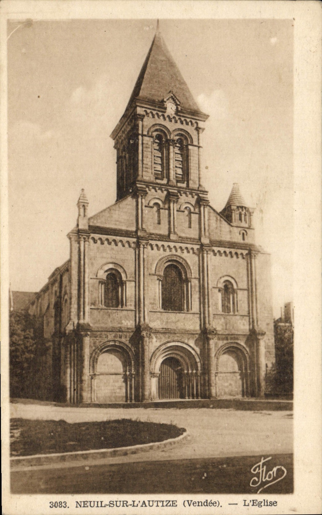 CPA Neuil Sur L'Autize L'Eglise