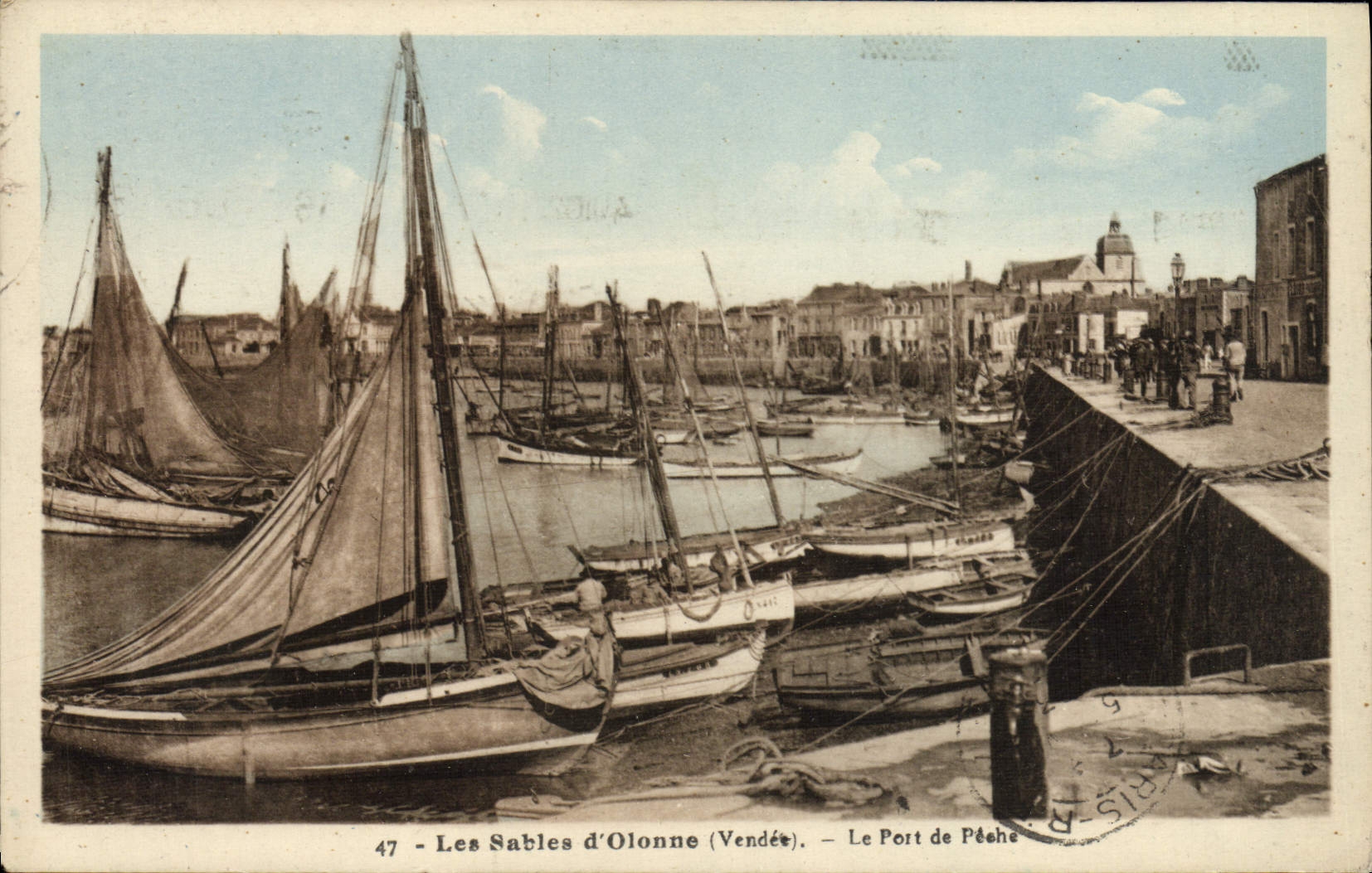 CPA Les Sables D'Olonne Le Port de Peche Bateaux