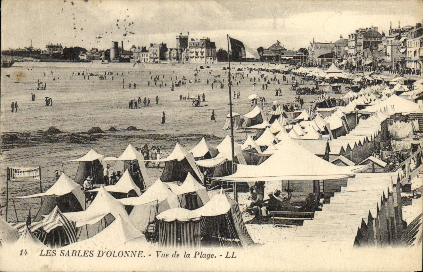 Playa vista de la POSTAL de la VENDIMIA Sables d'Olonne