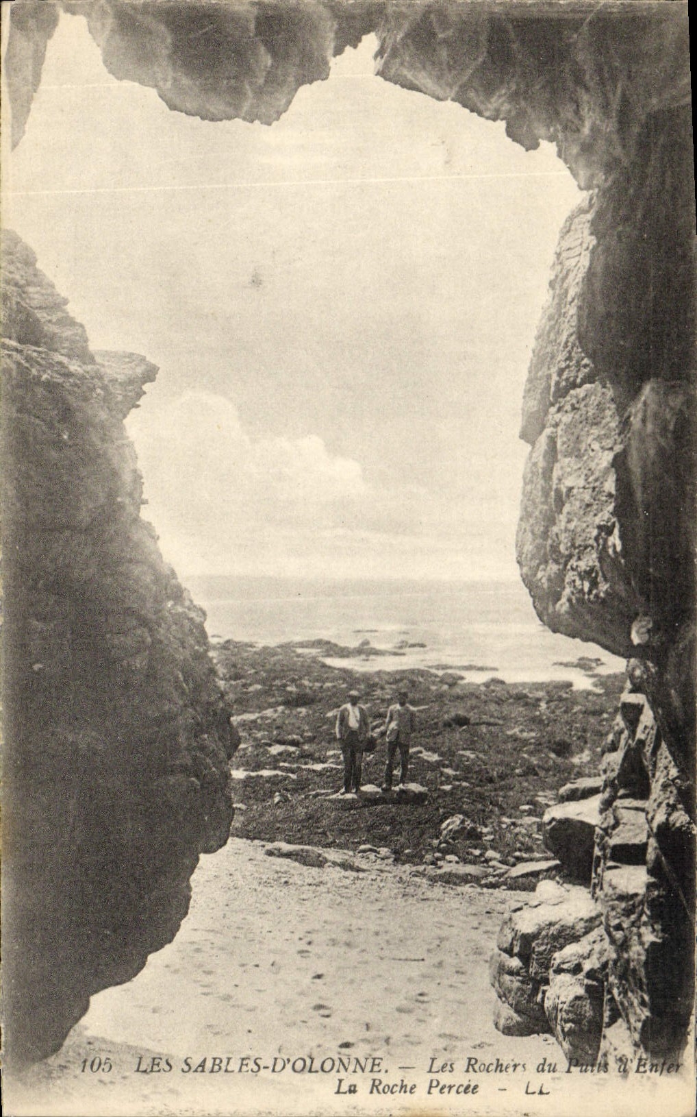 La POSTAL de la VENDIMIA Sables d'Olonne oscila de bien del infierno la roca agujereada