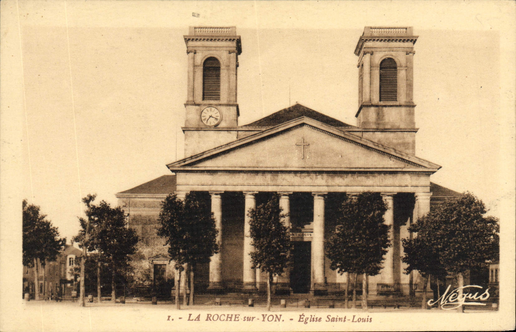 VINTAGE POSTCARD the Rock on Yon Church Saint Louis