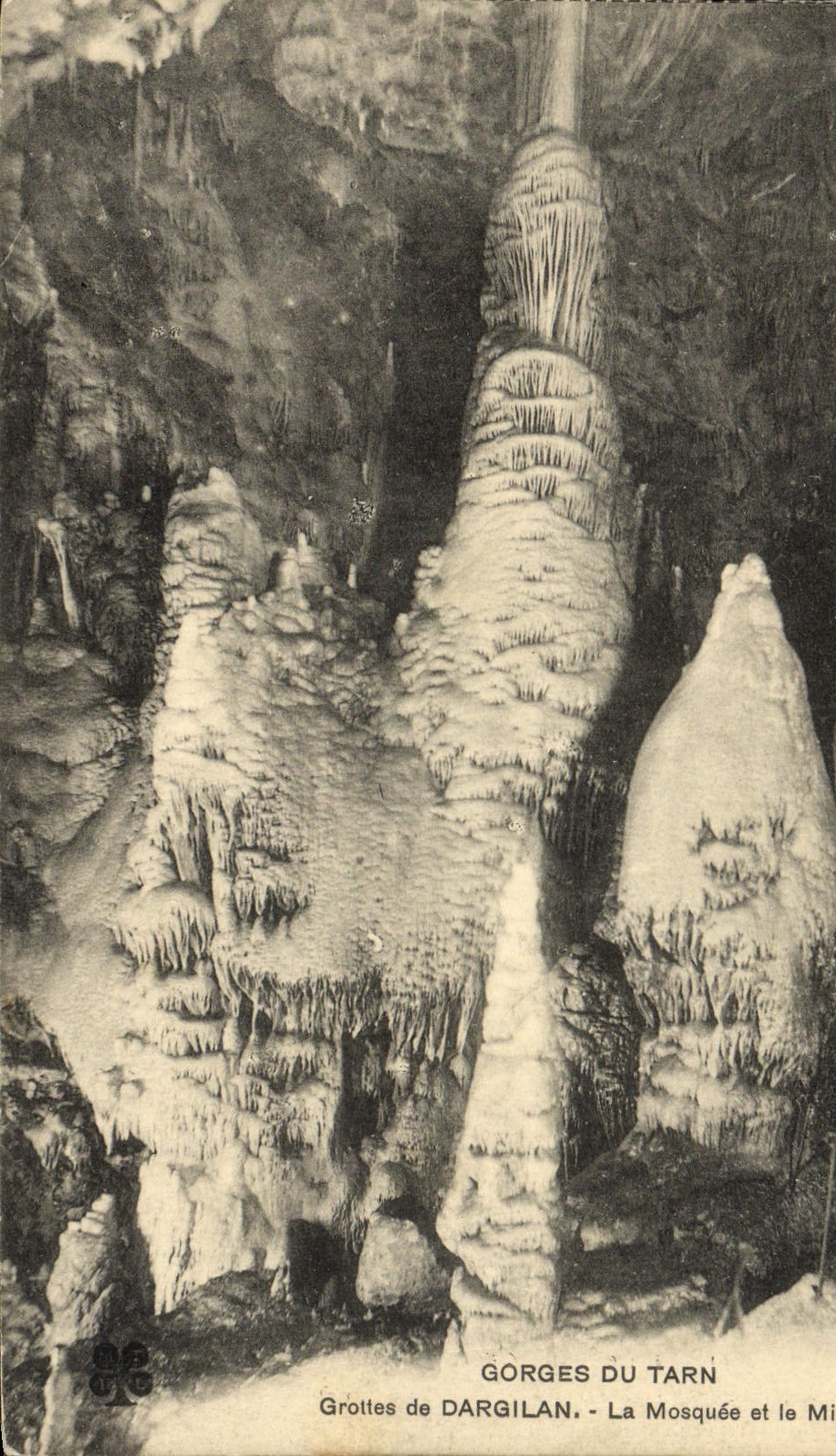 VINTAGE POSTCARD Gorges of the Tarn Caves of Dargilan the Mosque and the Minaret