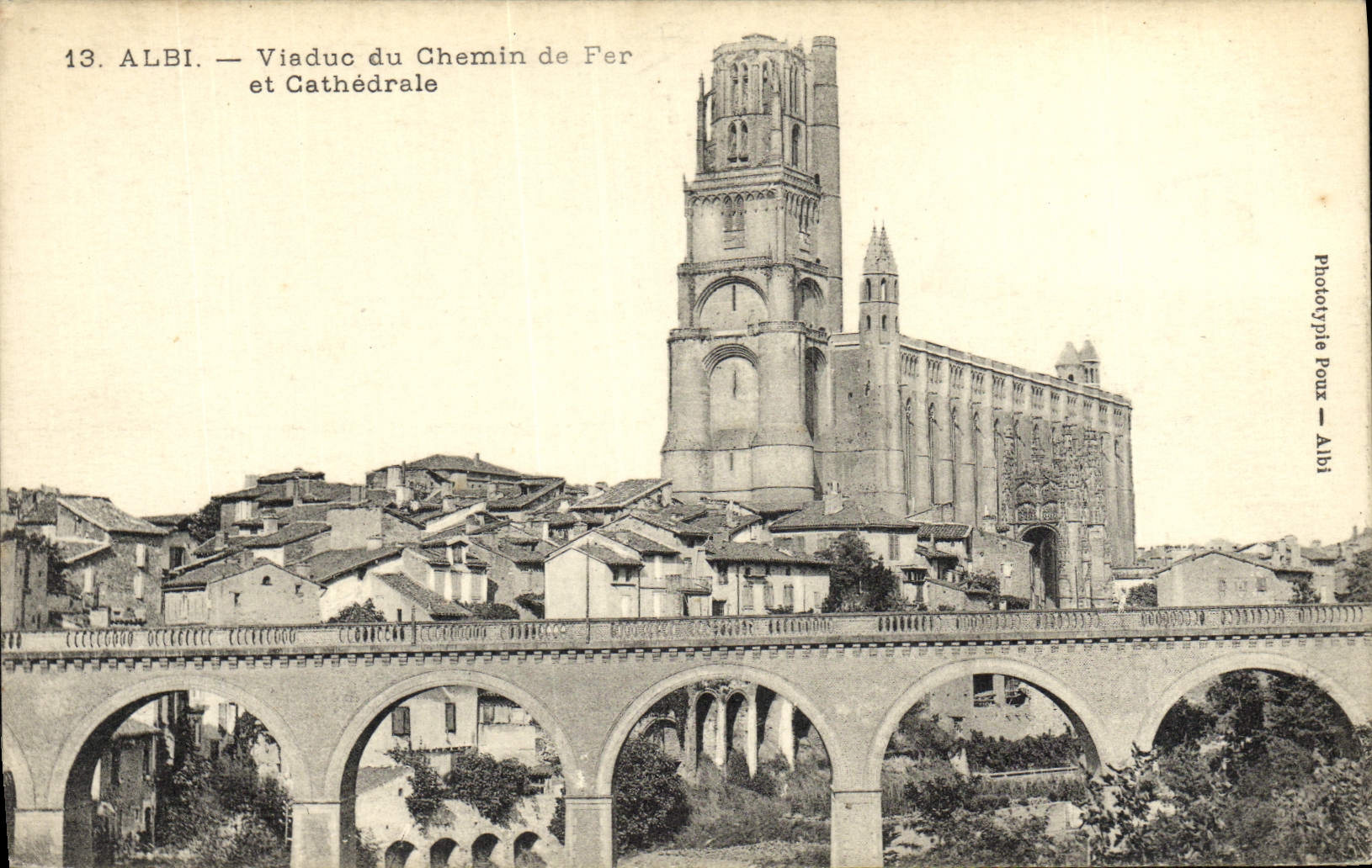 Viaducto de Albi de la POSTAL de la VENDIMIA del ferrocarril y de la catedral