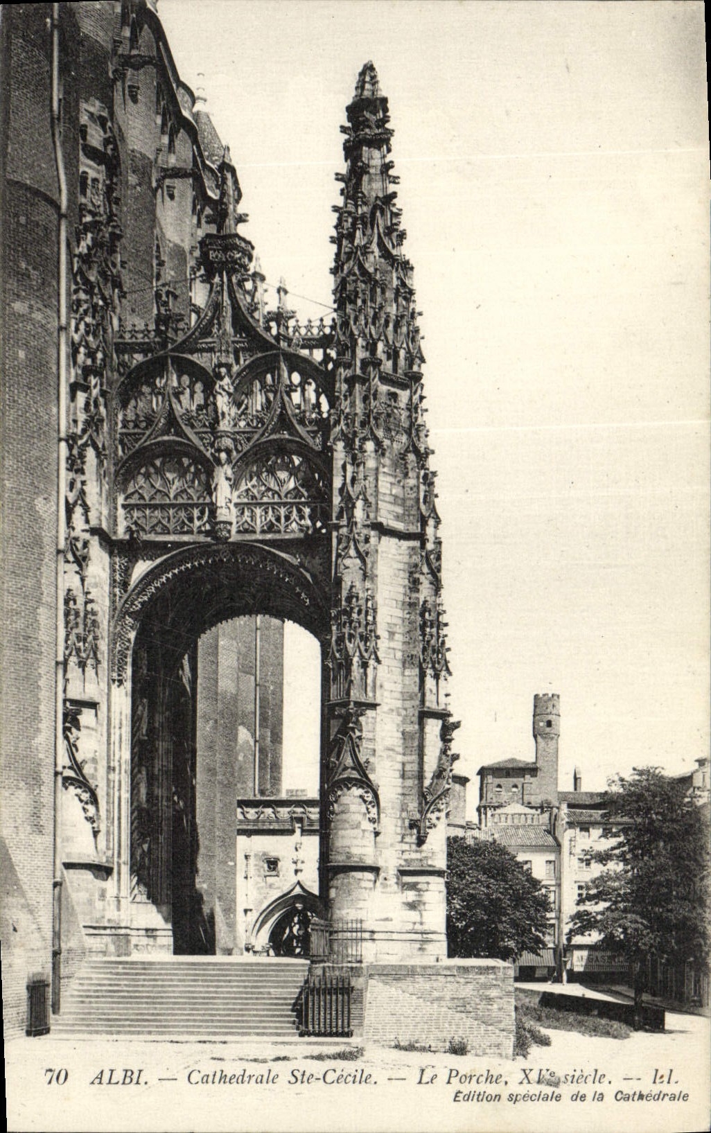 Catedral co de Albi de la POSTAL de la VENDIMIA. Cecile el pórtico