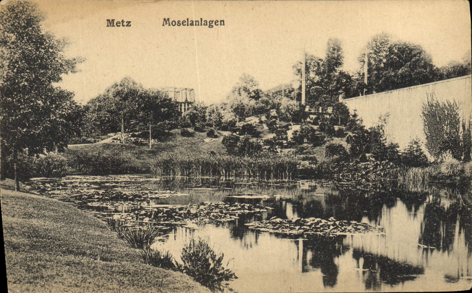 CPA Metz Moselanlagen