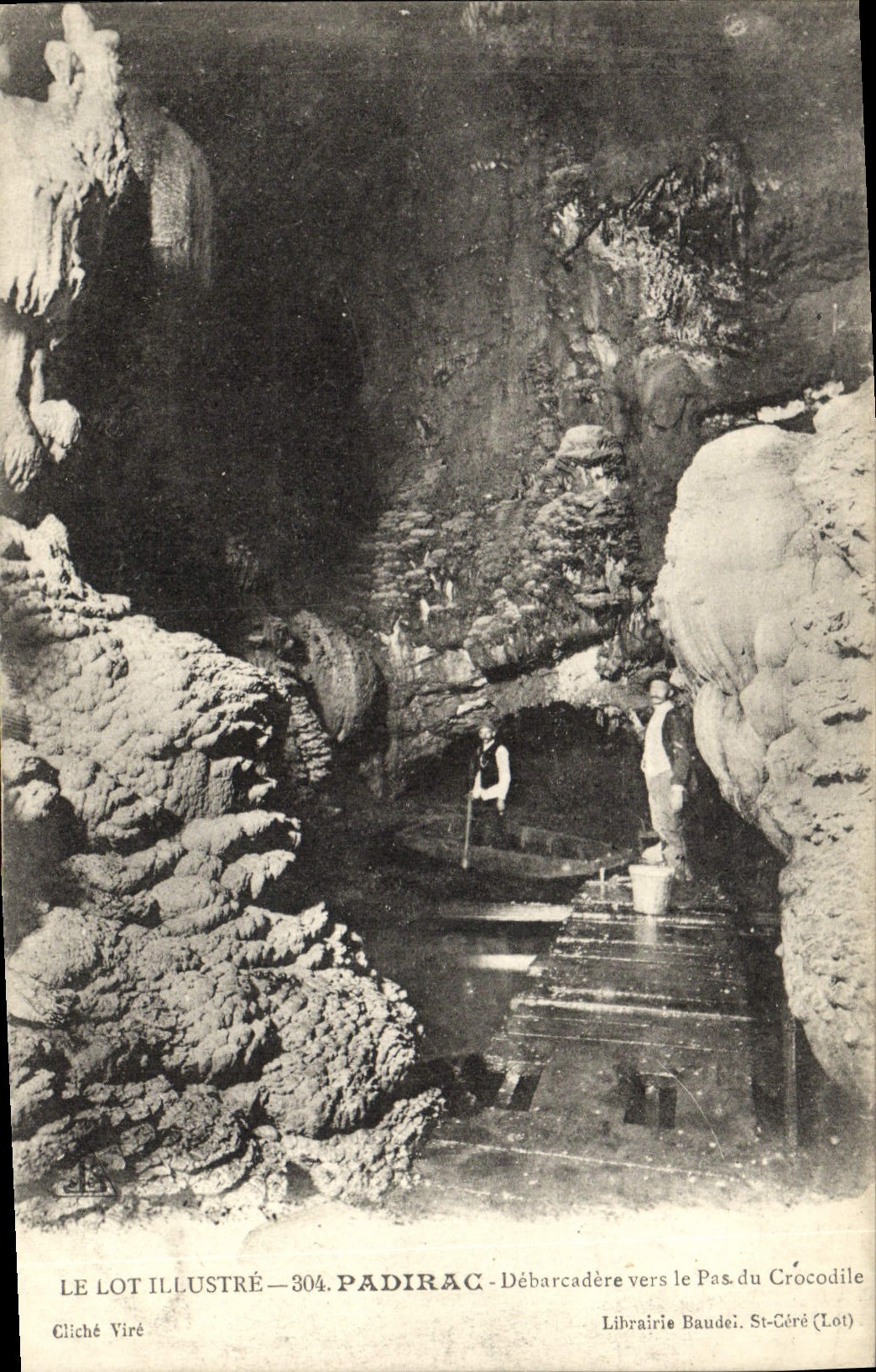 VINTAGE POSTCARD the Batch Illustere Padirac Unloading dock towards the step of the crocodile