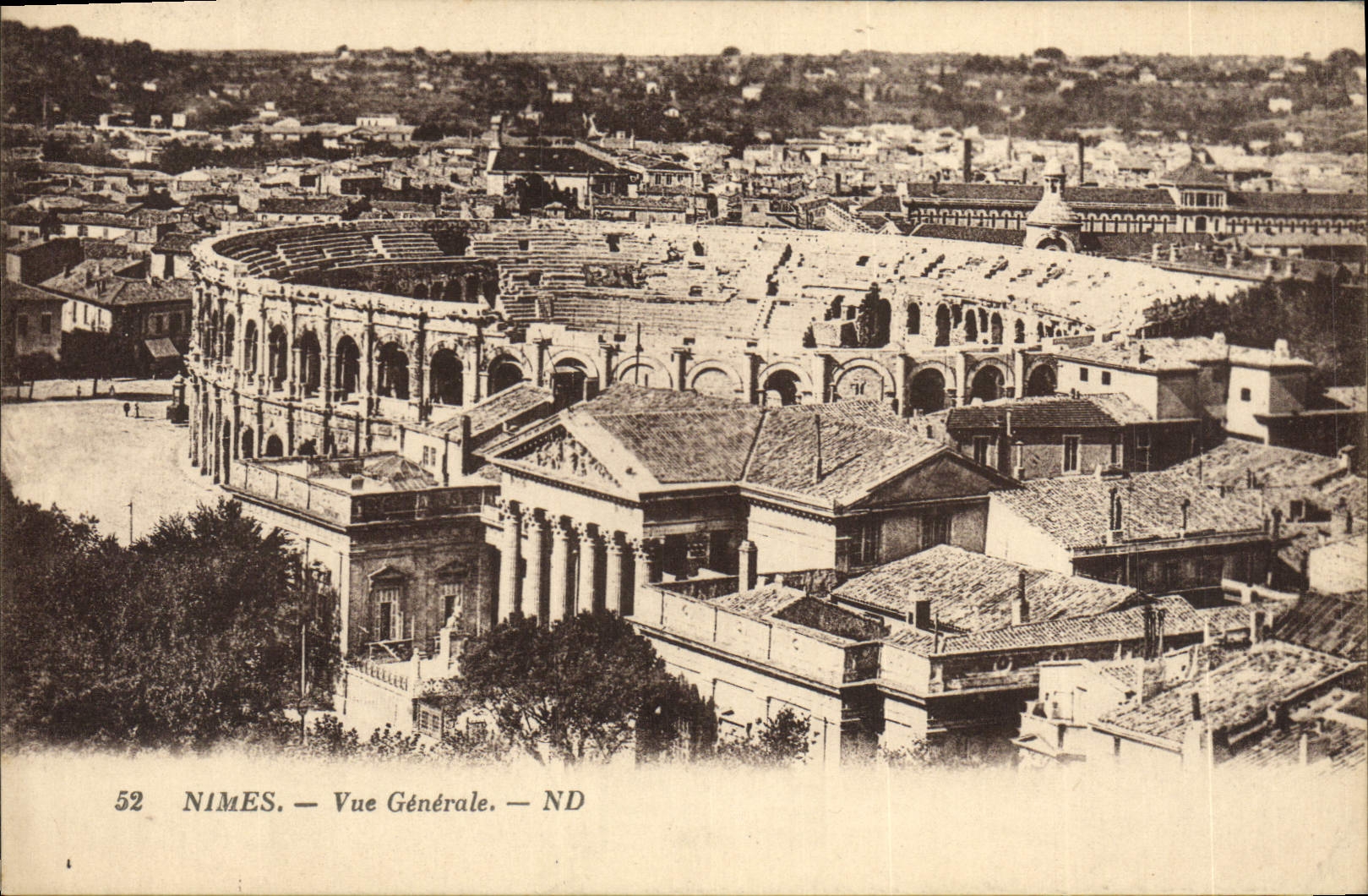 CPA Nimes Vue Generale
