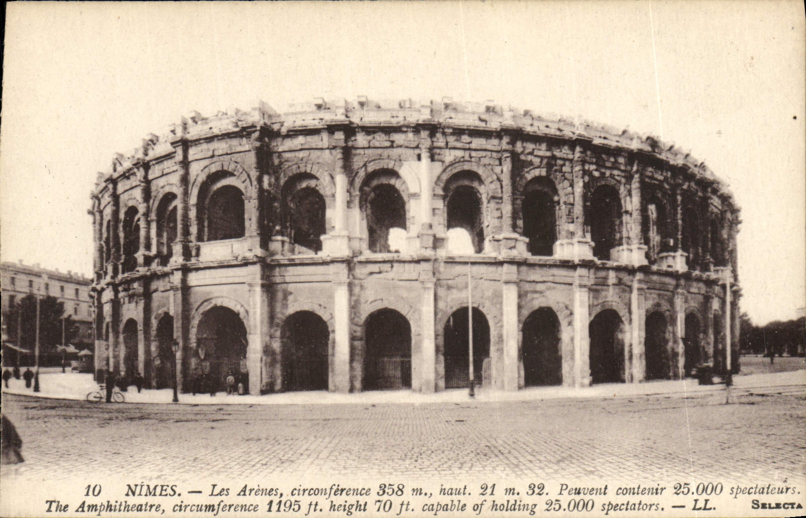 CPA Nimes Les Arenes 