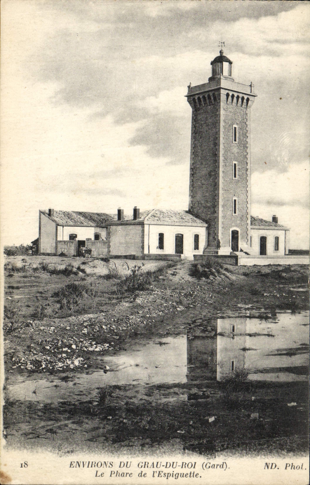 VINTAGE POSTCARD Surroundings Of Grau Of the King the Lighthouse Of Espiguette