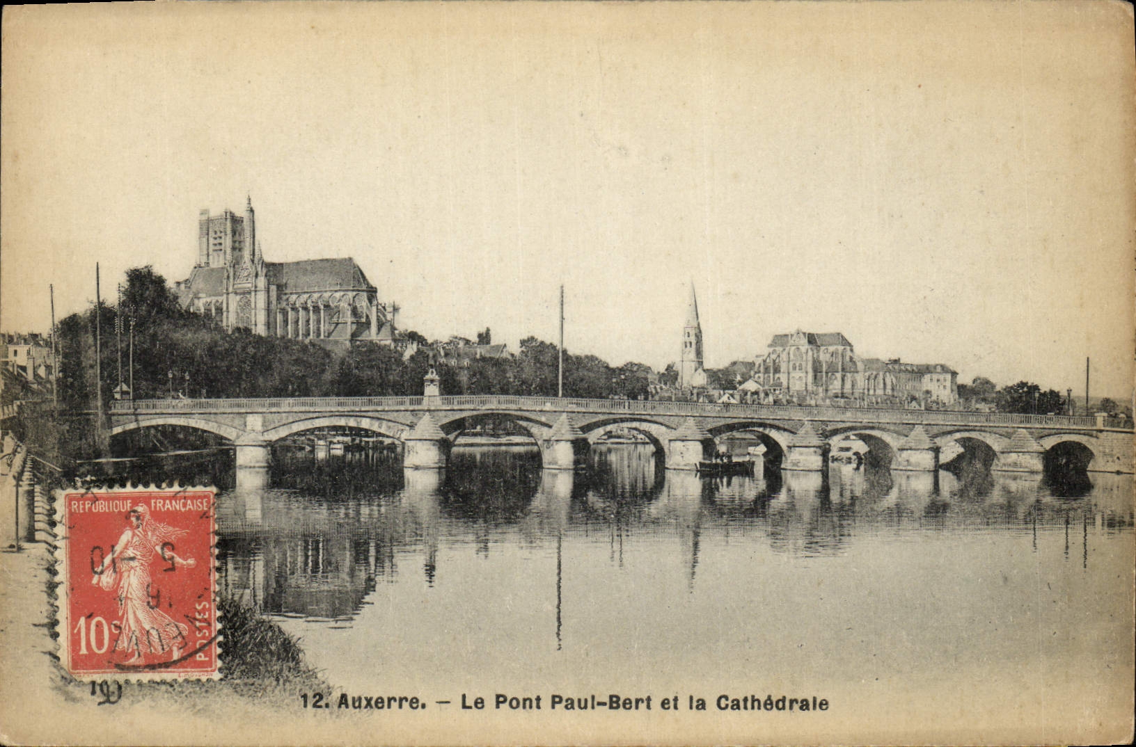 CPA Auxerre Le Pont Paul Bert Et La Cathedrale