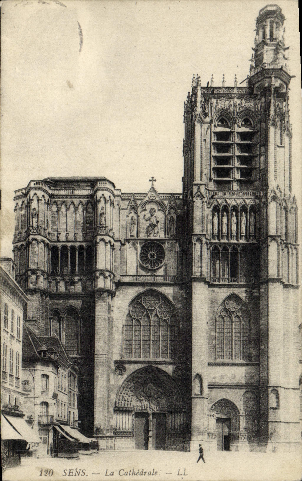 CPA Sens La Cathedrale