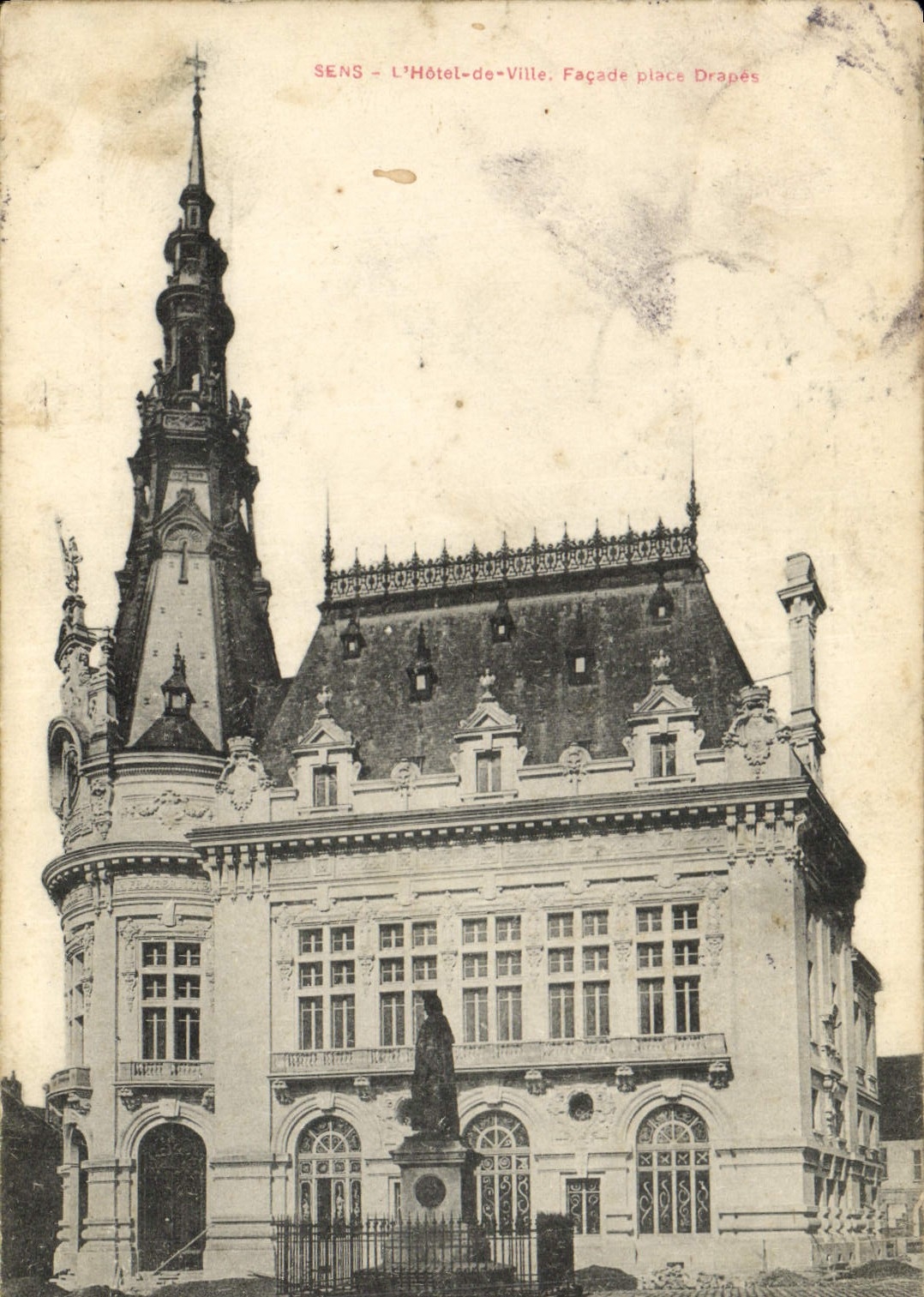 CPA Sens L'Hotel De Ville Facade Place Drapes