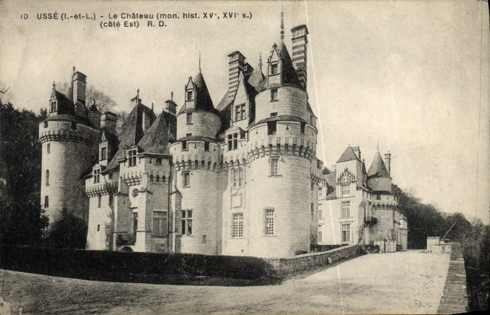 VINTAGE POSTCARD Custom the Castle