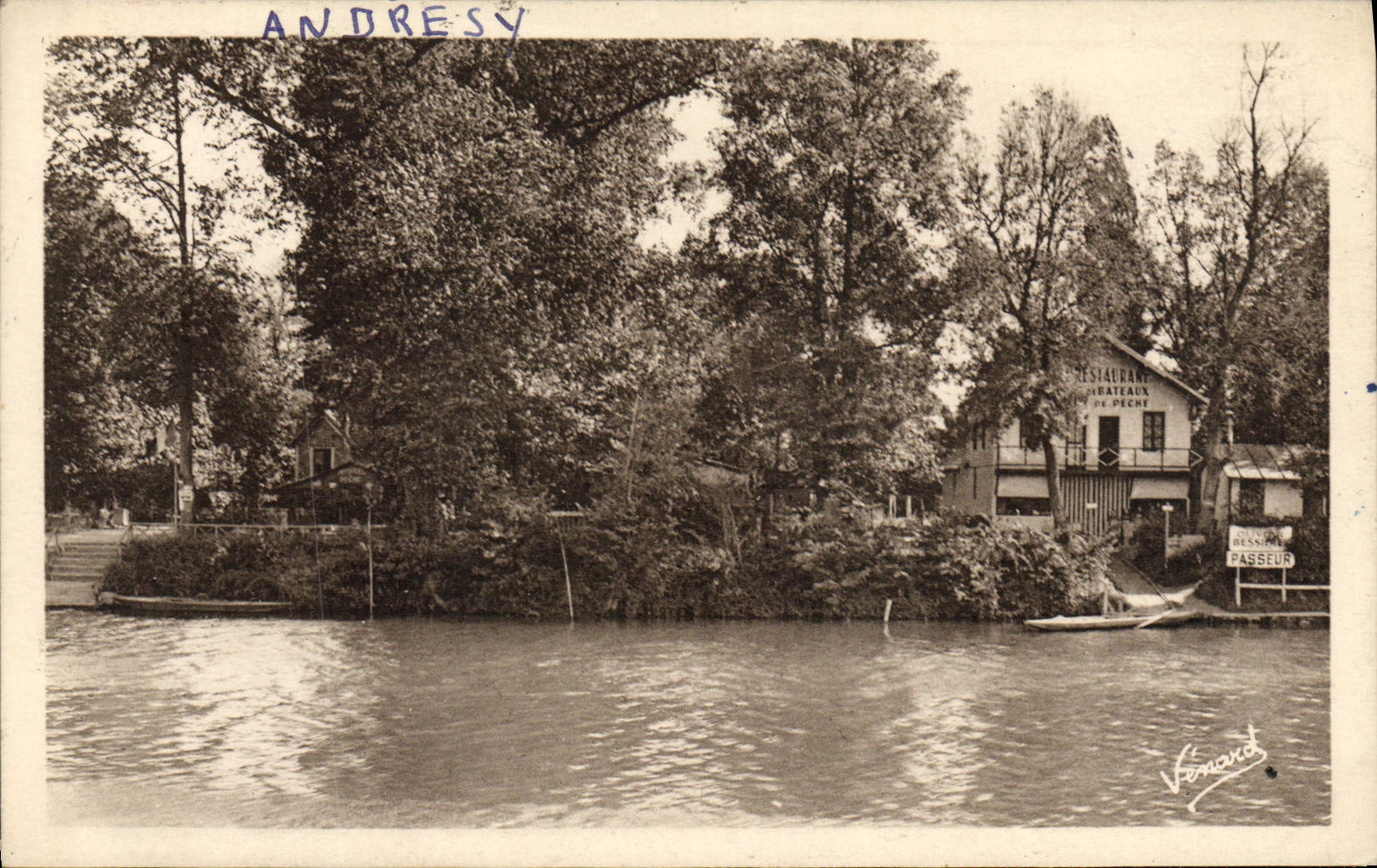 VINTAGE POSTCARD Andresy Pretty Sight In the Island Frontier runner