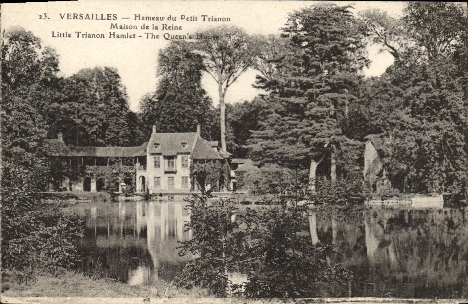 CPA Versailles Hameau Du Petit Trianon Maison De La Reine