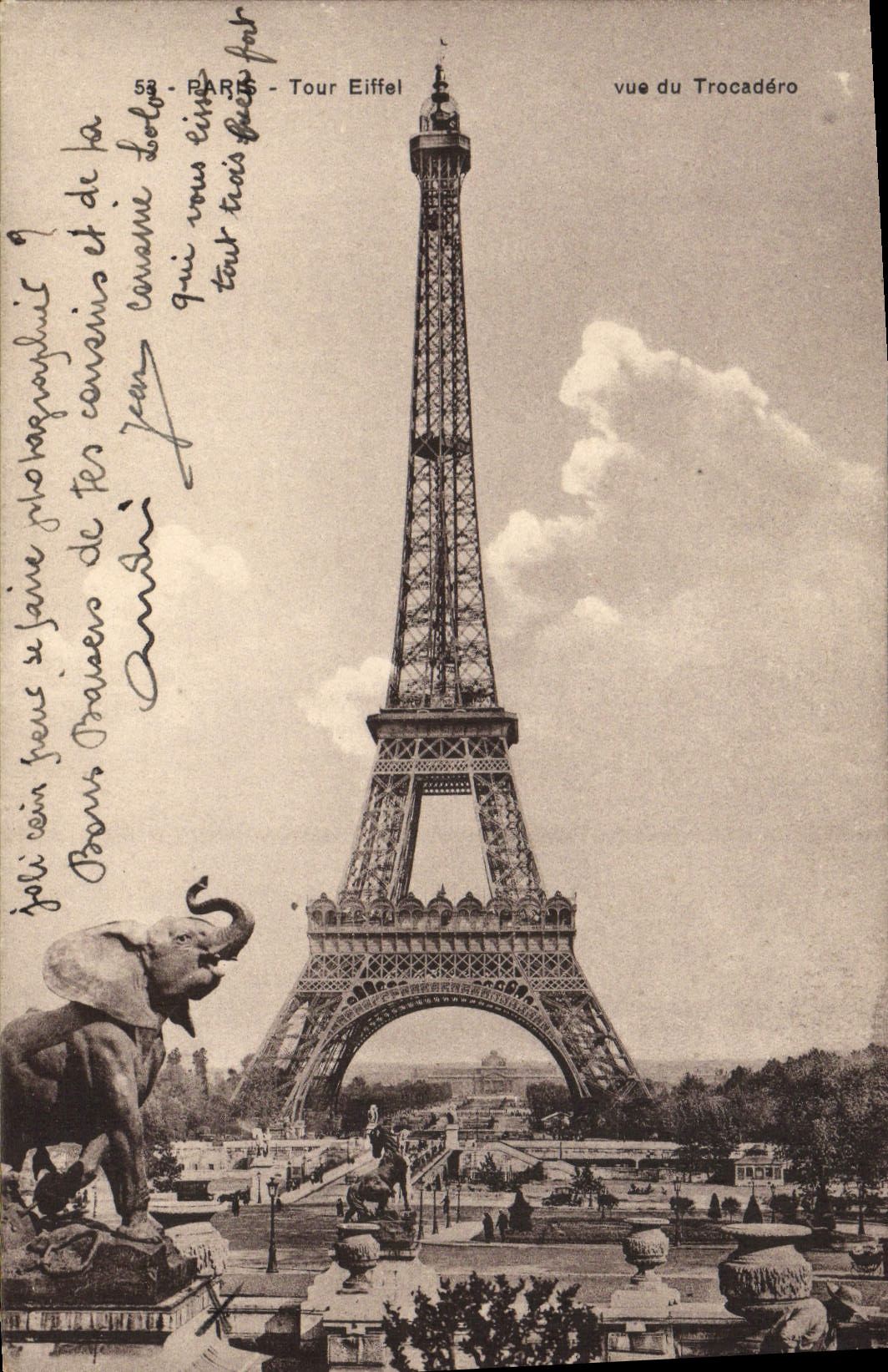 Torre Eiffel de París de la POSTAL de la VENDIMIA vista del elefante de Trocadero