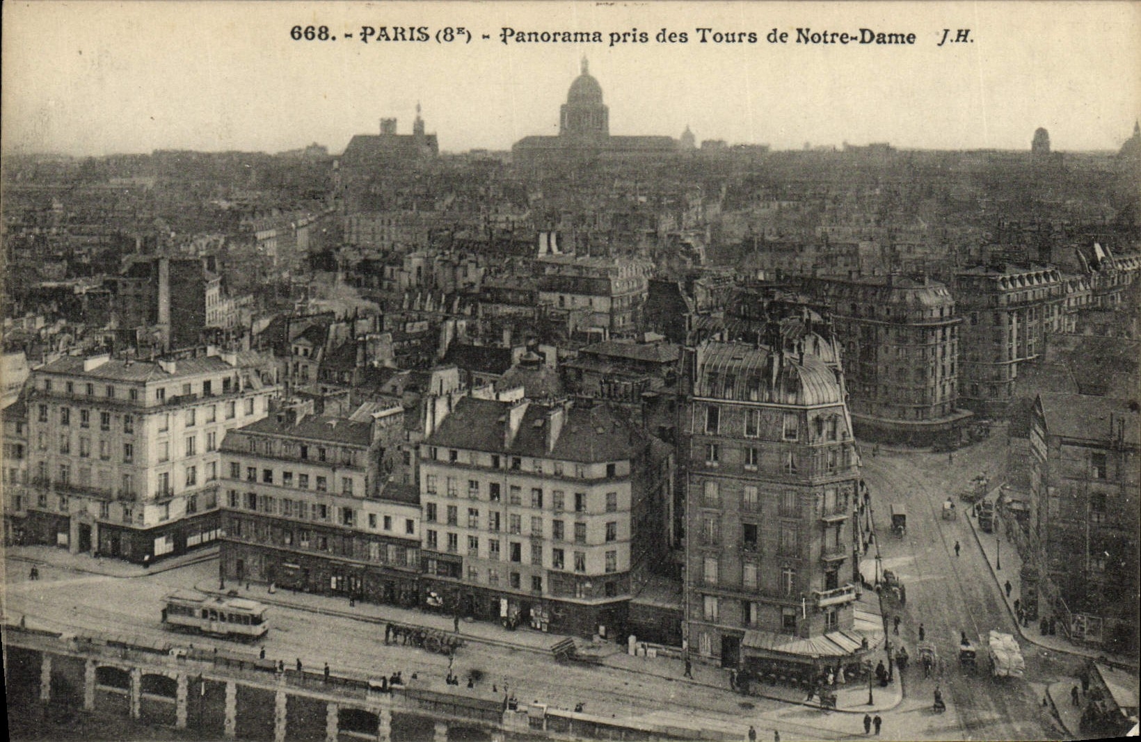 CPA Paris Panorama Pris Des Tours De Notre Dame