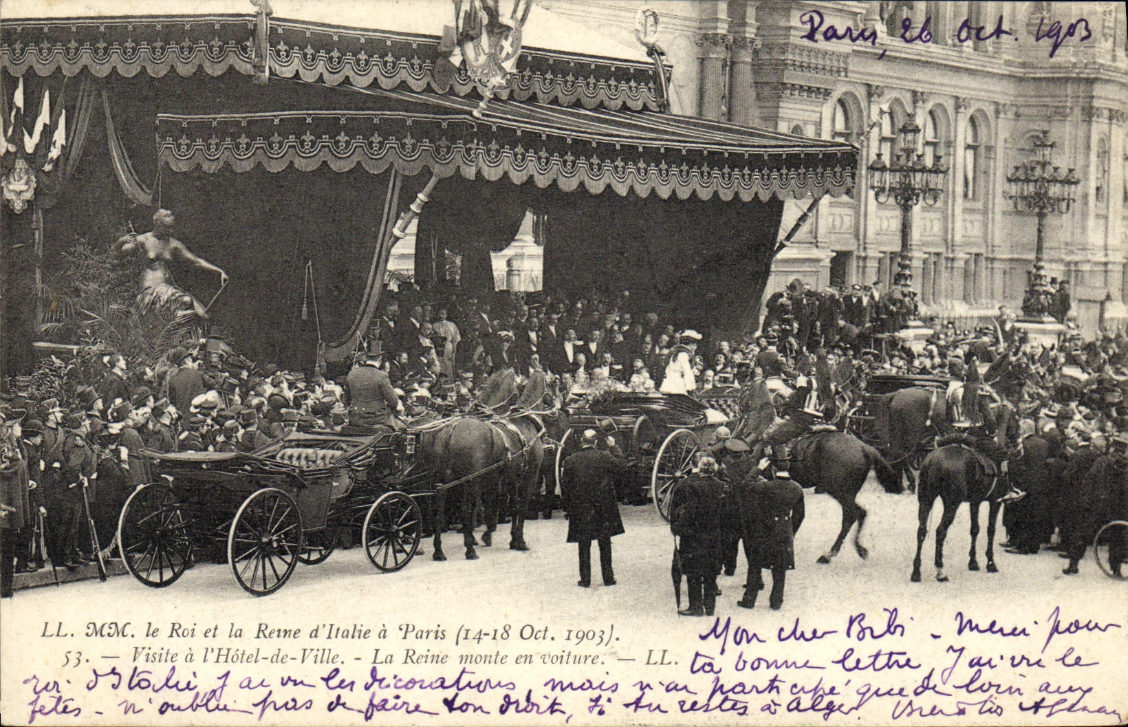 CPA Le Roi Et La Reine d'Italie A Paris Visite a l'Hotel De Ville La Reine Monte En Voiture