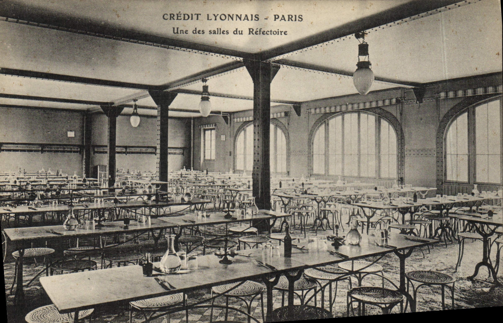 CPA Credit Lyonnais Paris Une Des Salles Du Refectoire Banque