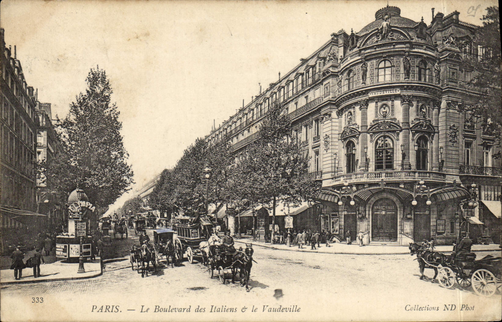 VINTAGE POSTCARD Paris the Boulevard Of the Italians the Light comedy