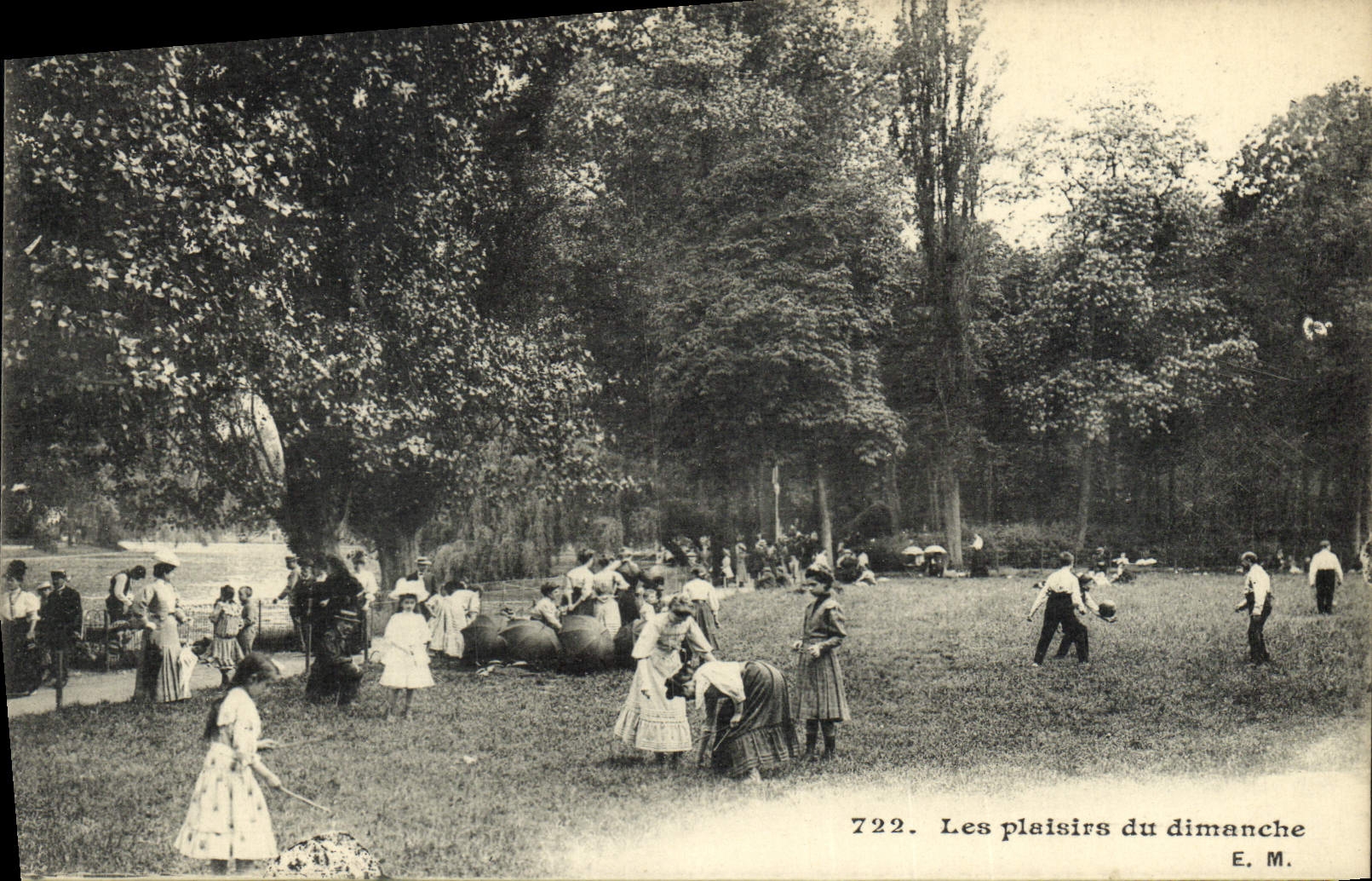 VINTAGE POSTCARD Paris Pleasures Of Dirmanche