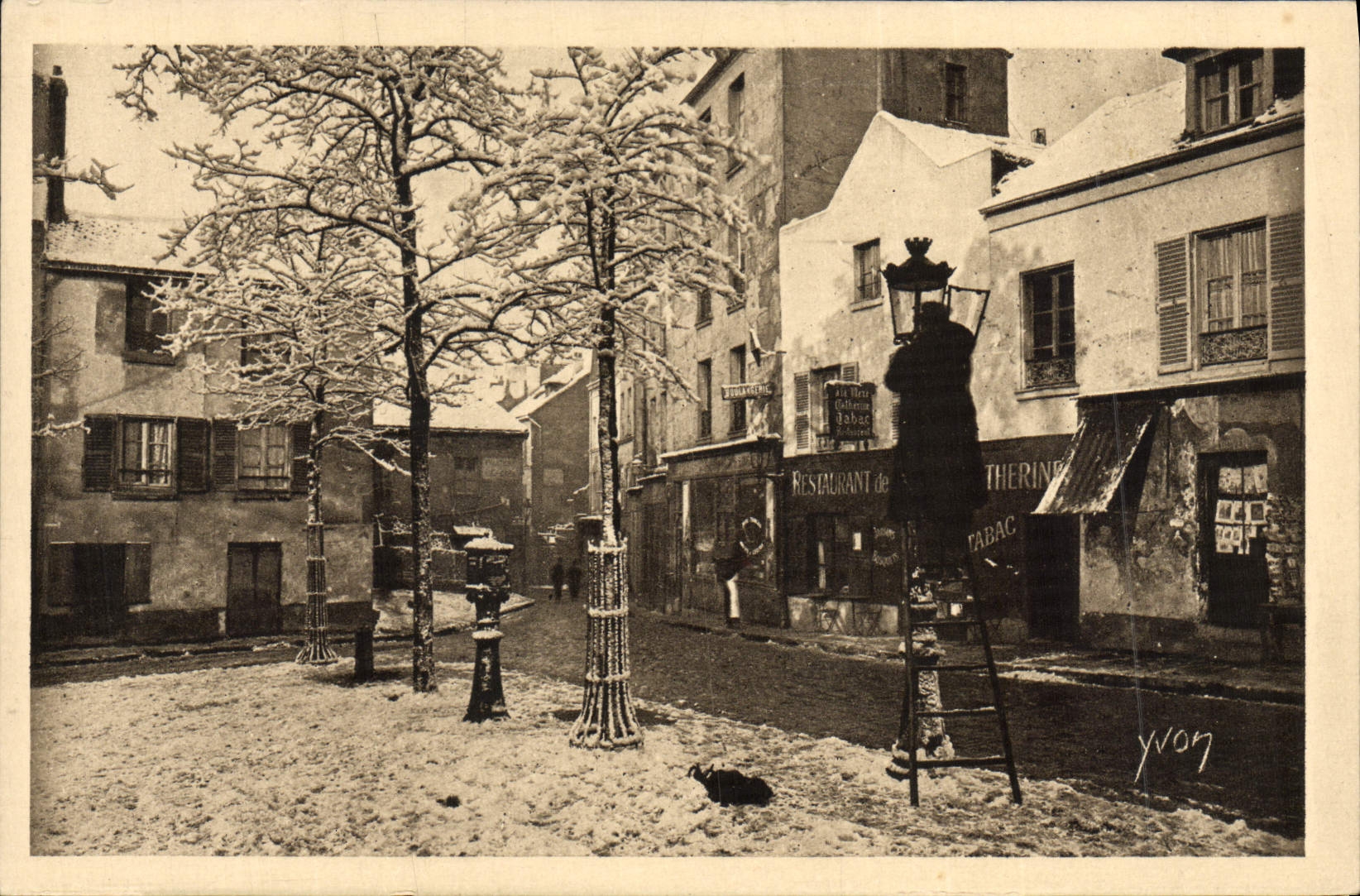 CPA Paris En Flanant Montmartre Sous La Neige