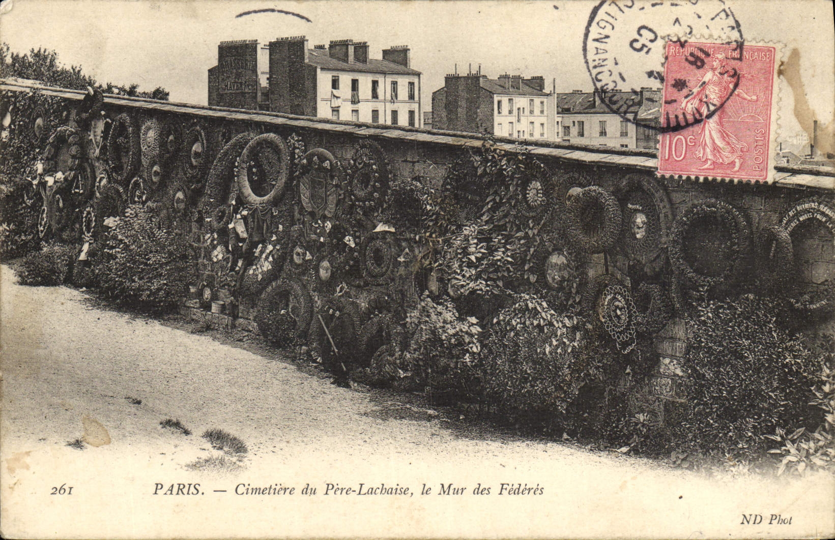 VINTAGE POSTCARD Paris Cemetery Of the Lacbaise Father the Wall Of the Federate ones