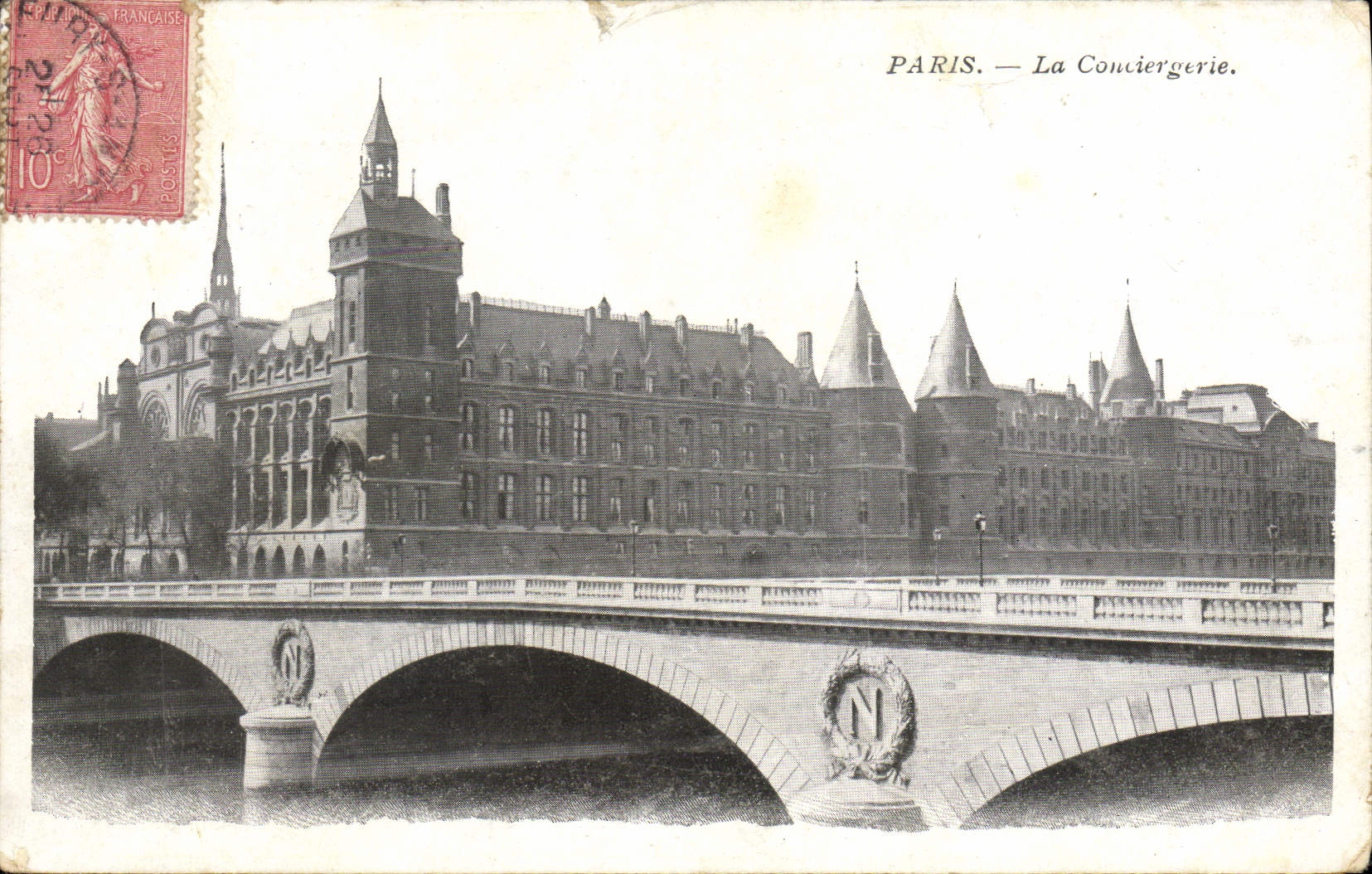 VINTAGE POSTCARD Paris Concviergerie