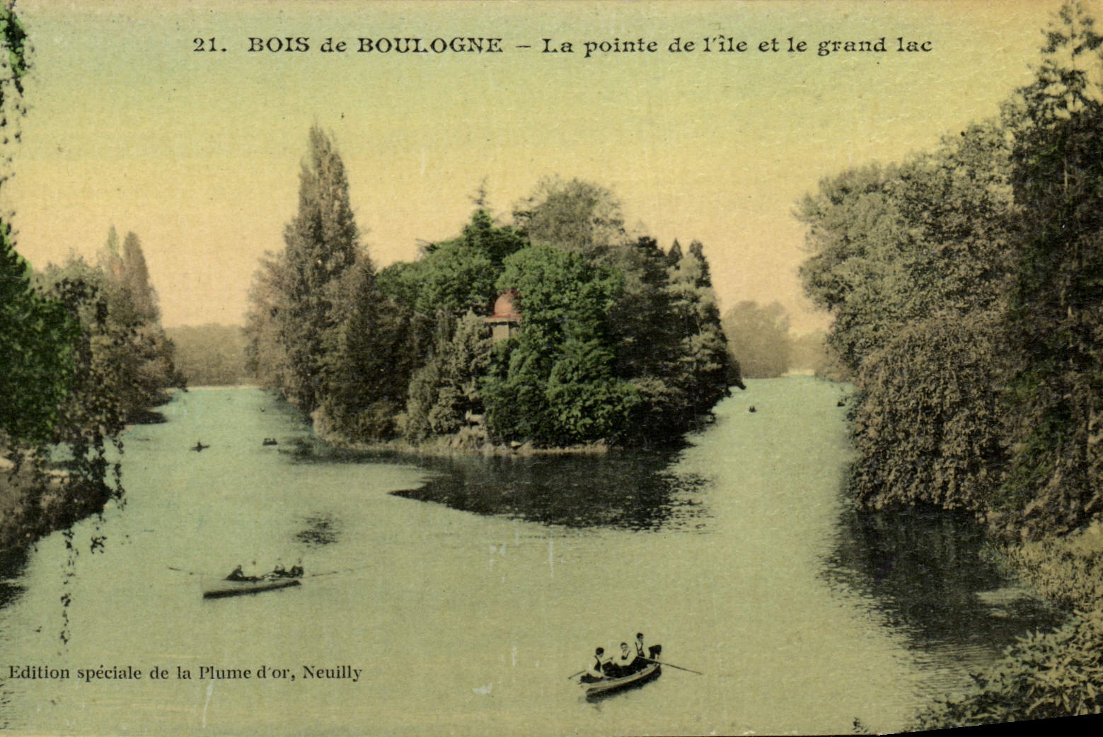 VINTAGE POSTCARD Bois de Boulogne the Point Of the island And the Big lake