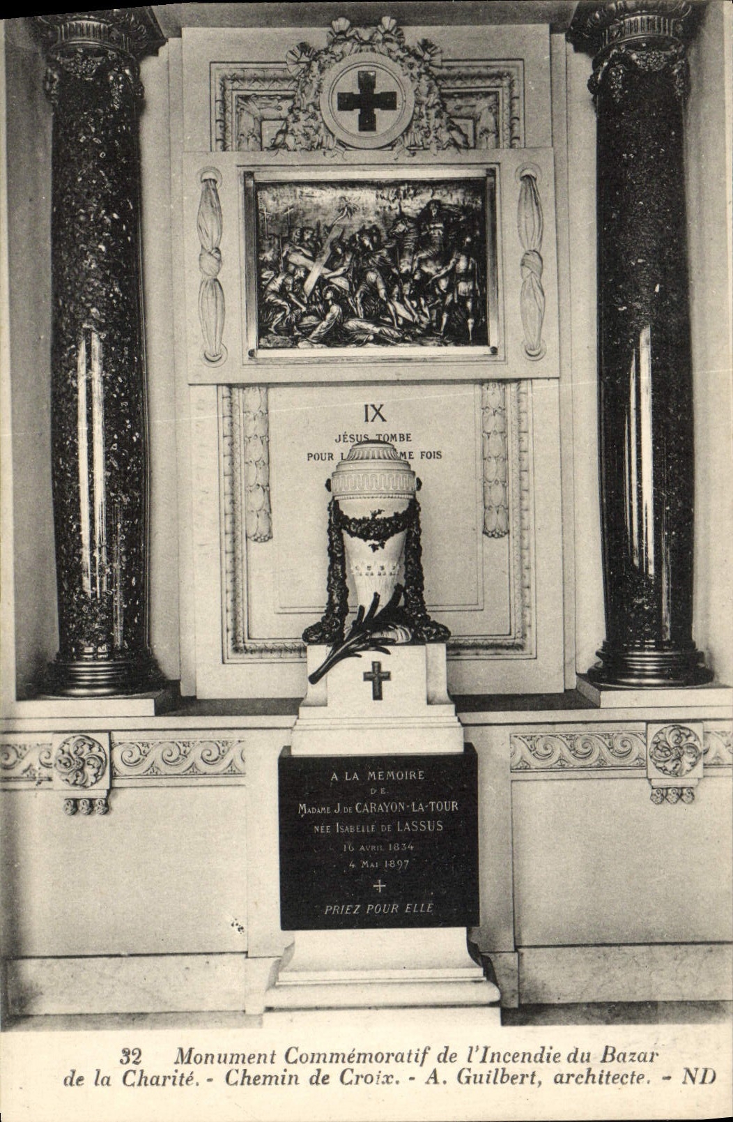 CPA Paris Monuments Commemoratif De l'Incendie Du Bazar De la Charite Chemin de croix